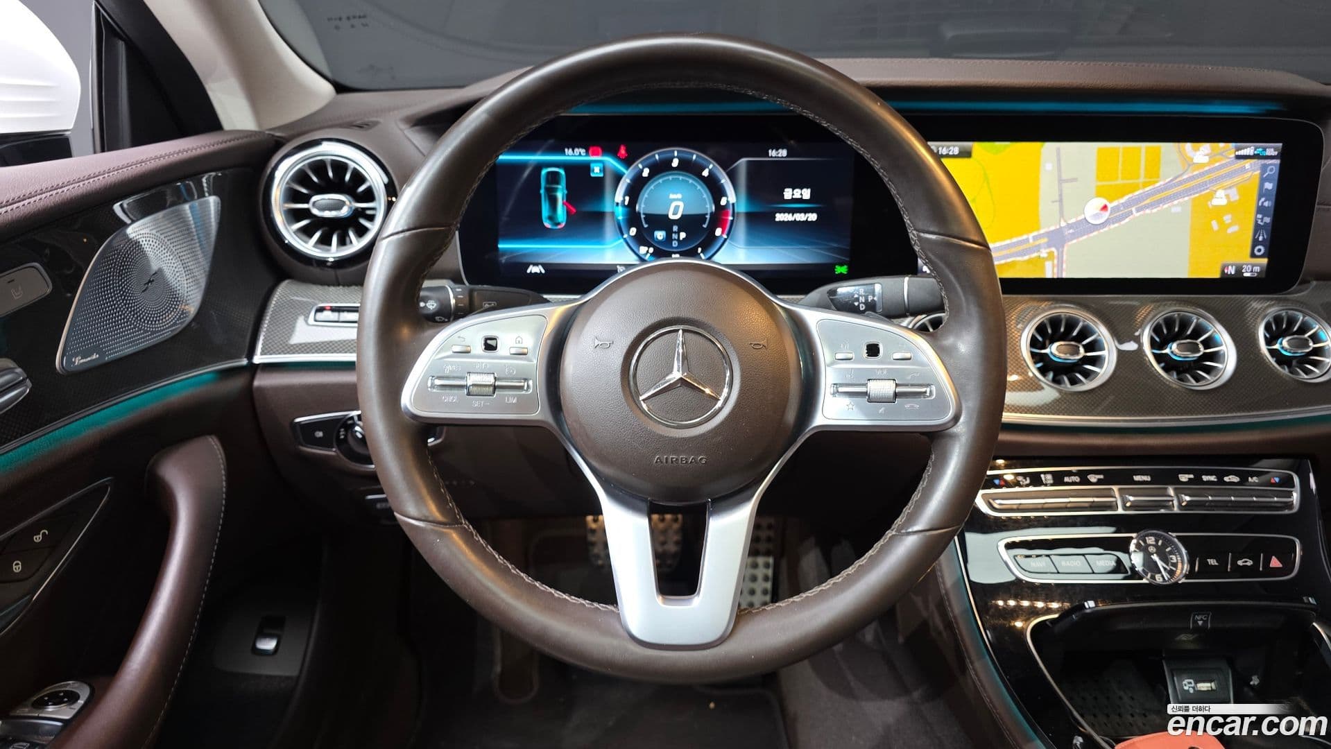 Main__Slider__Photo:CLS-Class Mercedes-Benz 2020.7-12