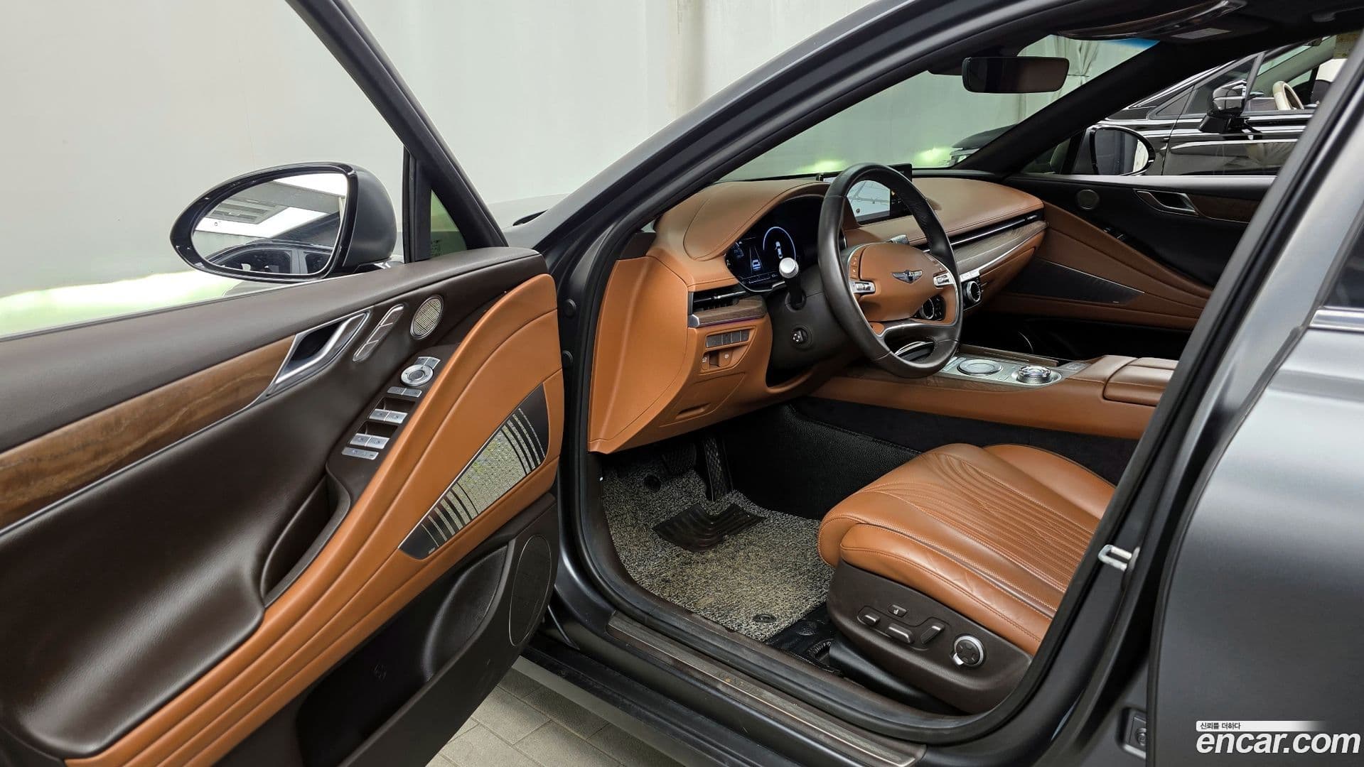 Main__Slider__Photo:G80 Genesis 2021.3-9