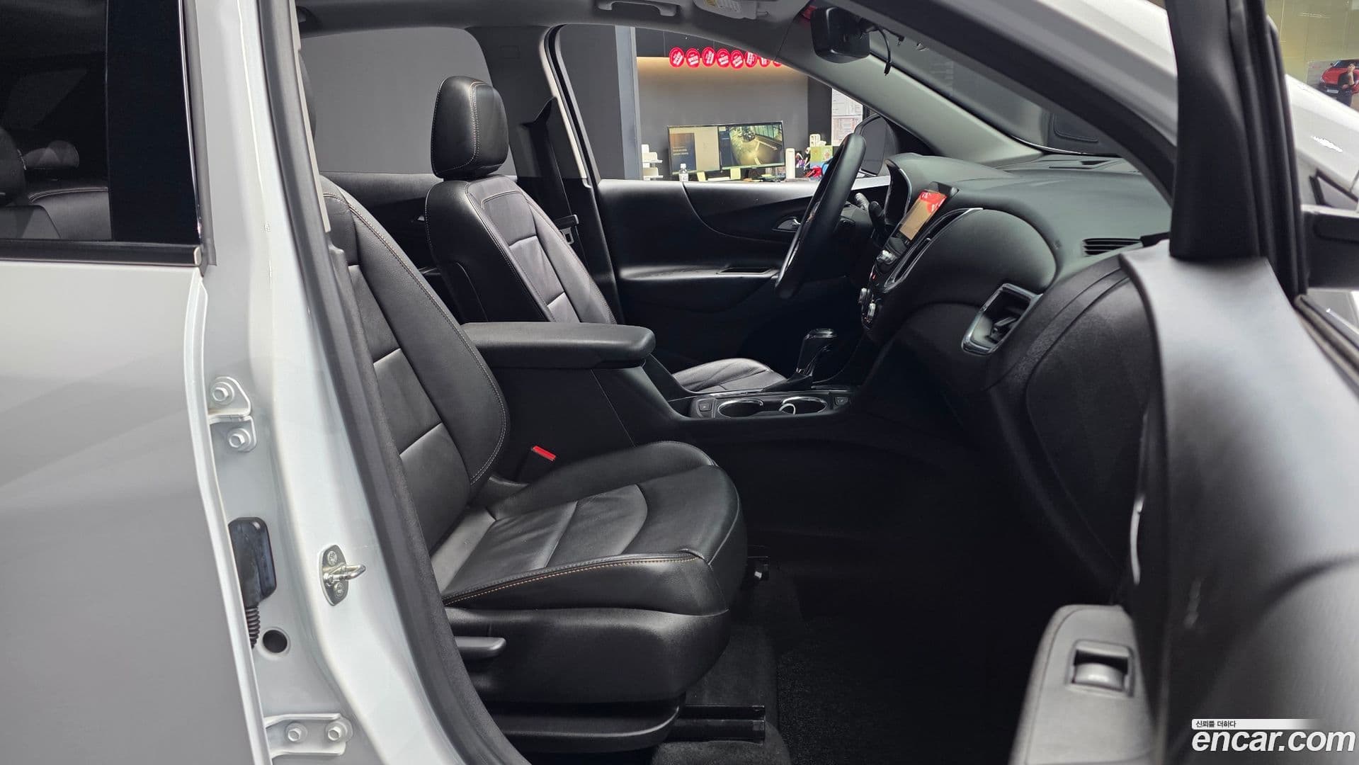 Main__Slider__Photo:Equinox ChevroletGMDaewoo 2019.11-10