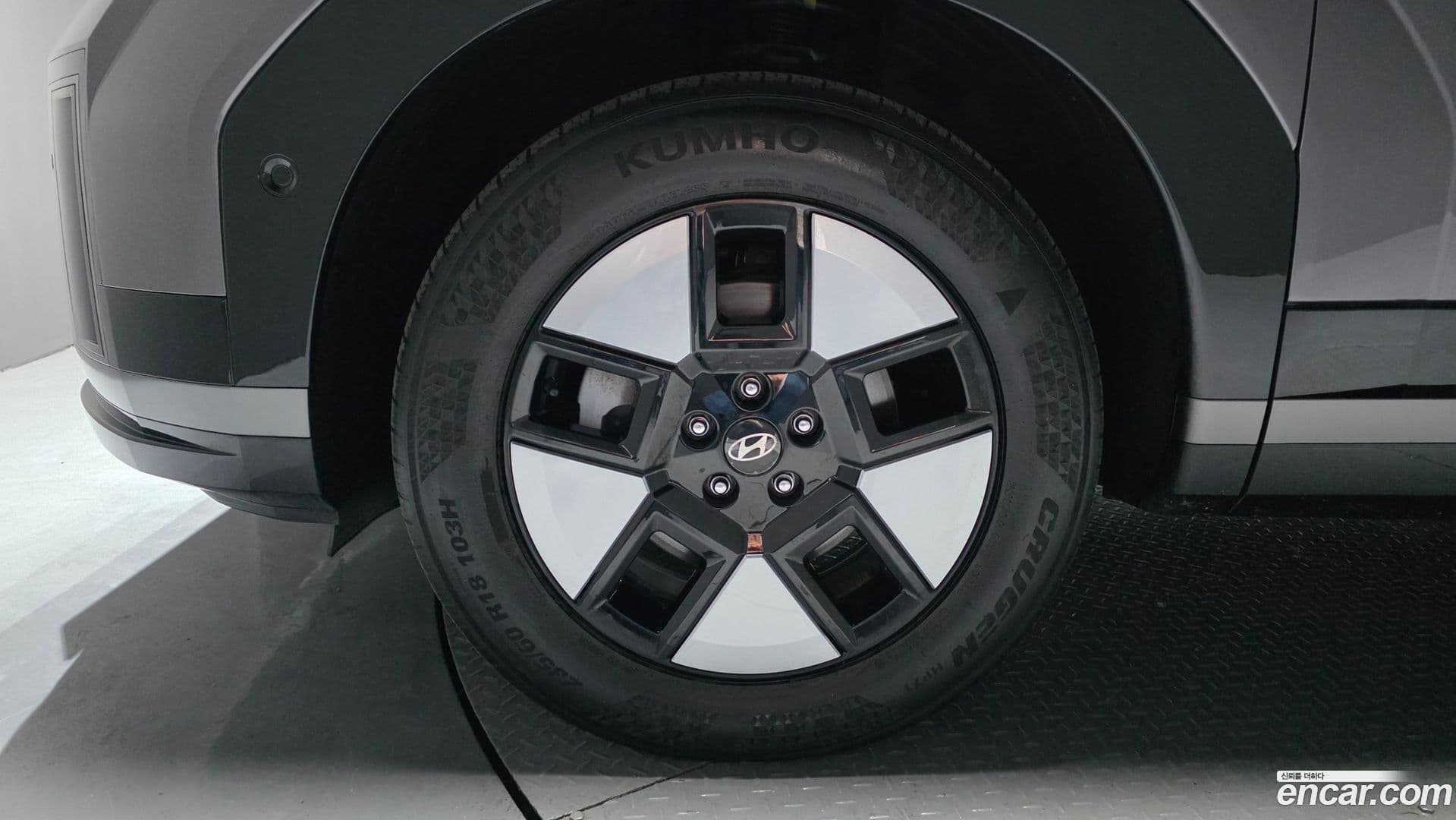 Main__Slider__Photo:Santafe Hyundai 2023.9-4