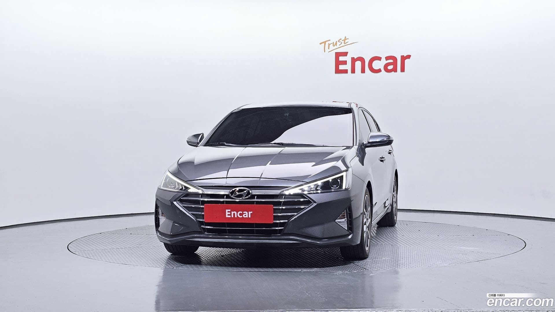 Main__Slider__Photo:AVANTE Hyundai 2019.5-2