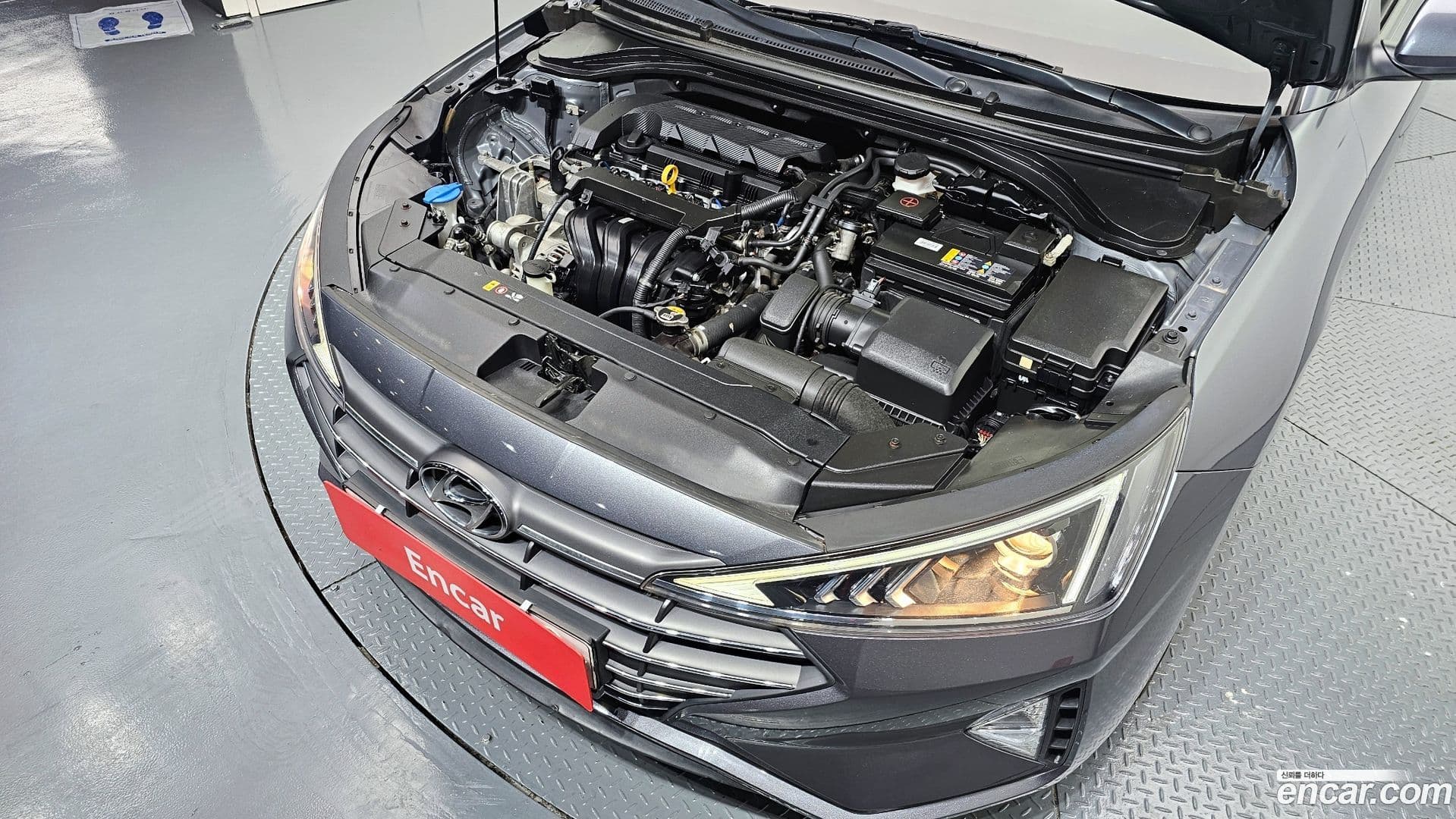 Main__Slider__Photo:AVANTE Hyundai 2019.5-5