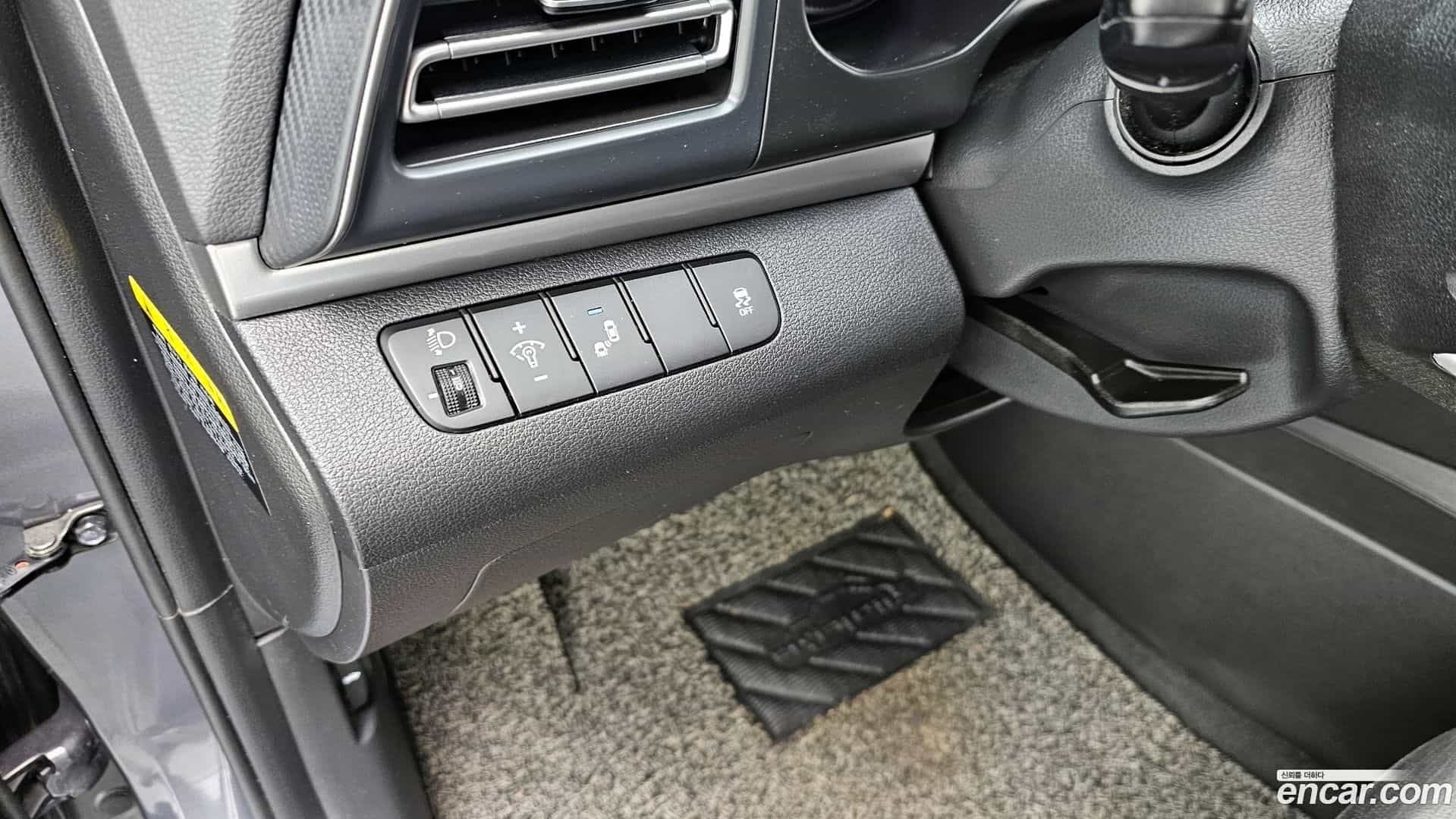 AVANTE Hyundai 2019.5-OPTION-021