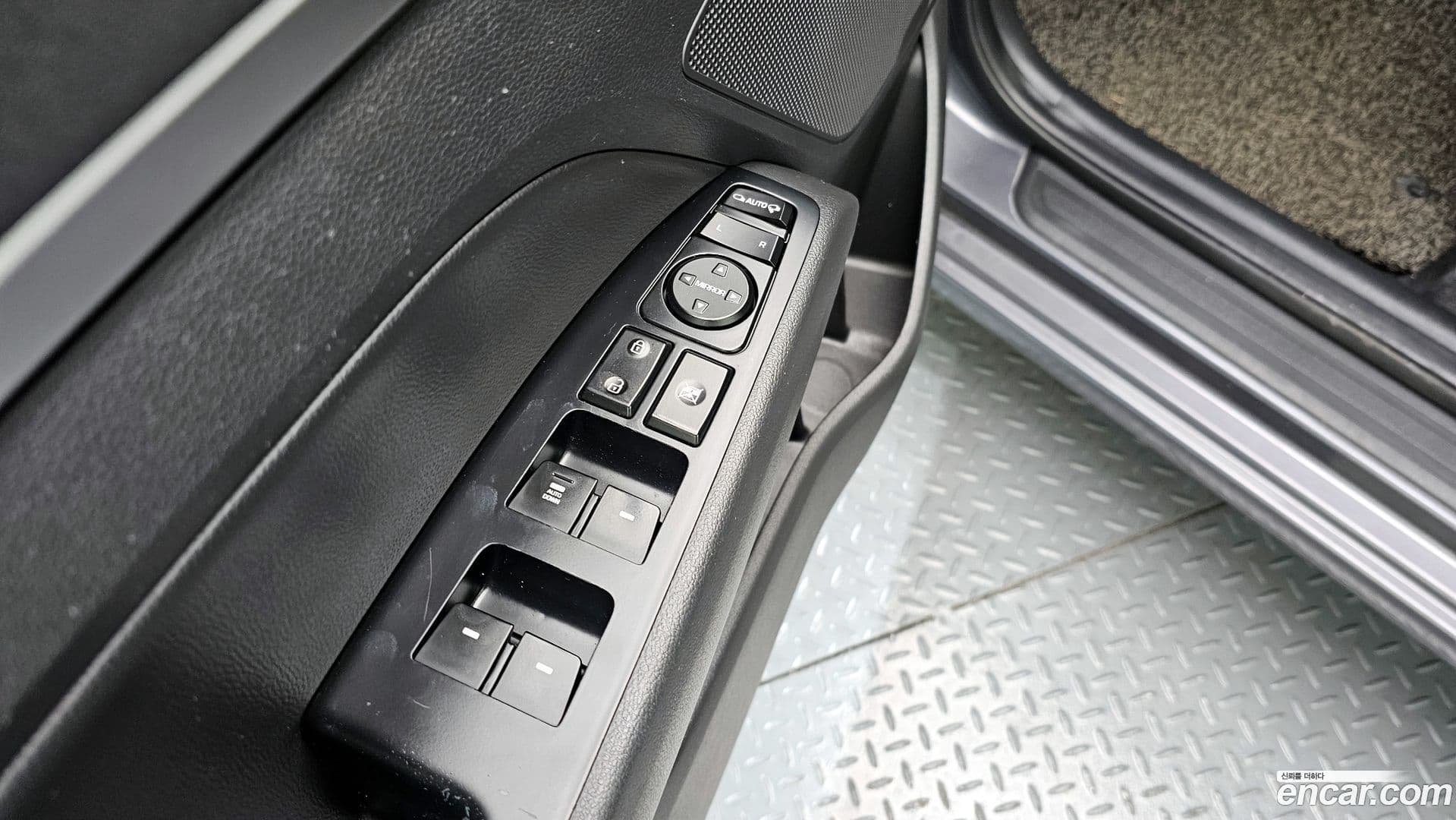 Main__Slider__Photo:AVANTE Hyundai 2019.5-17