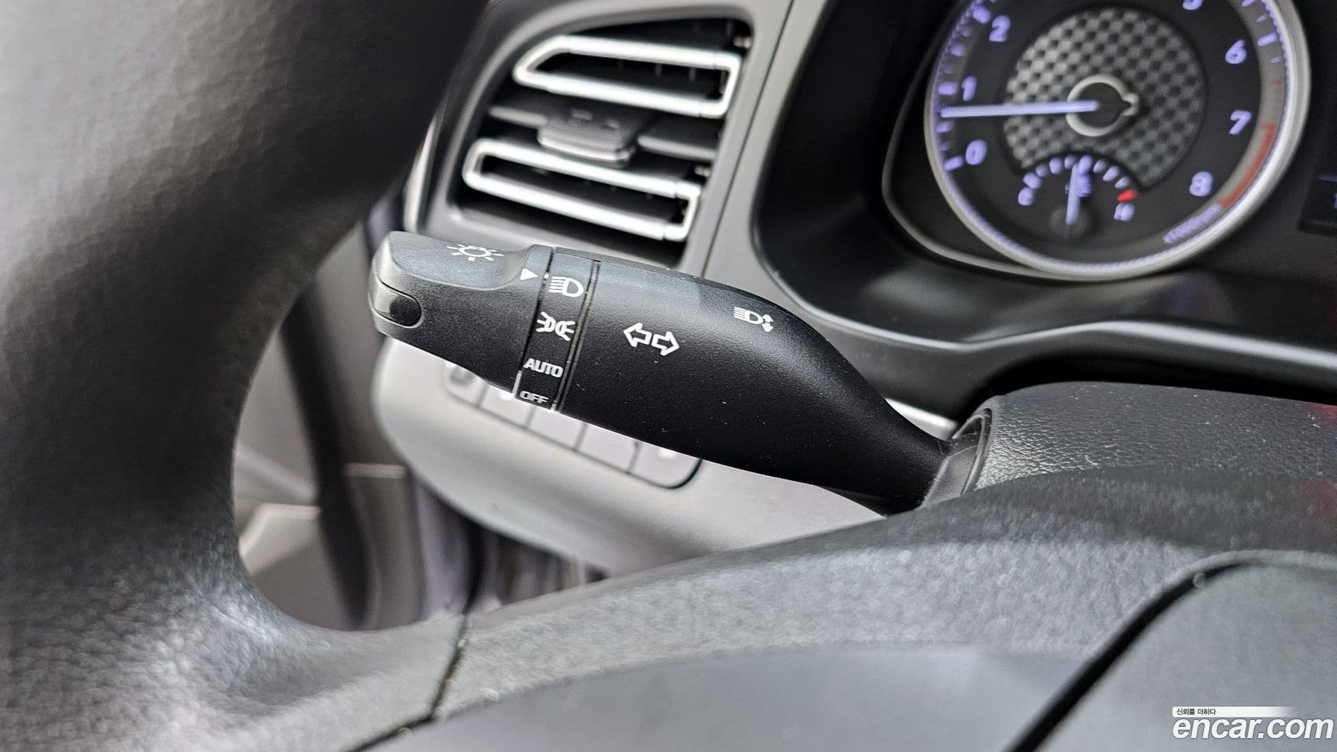 Main__Slider__Photo:AVANTE Hyundai 2019.5-18