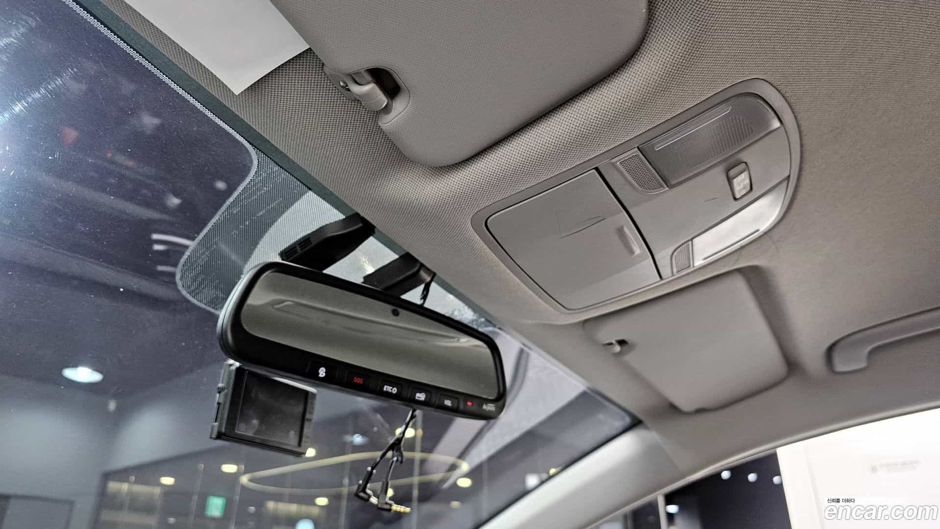 AVANTE Hyundai 2019.5-OPTION-024