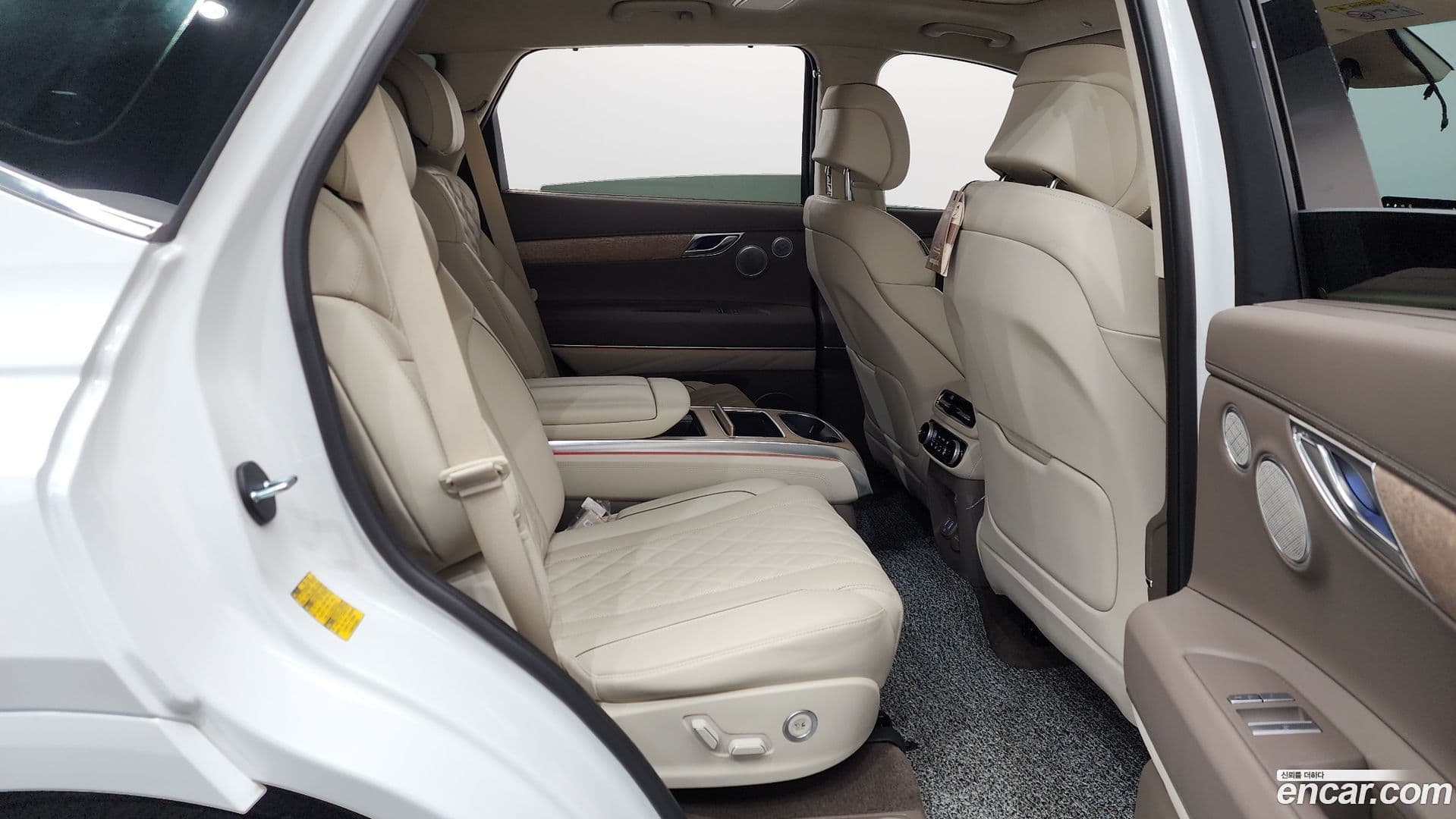 Main__Slider__Photo:GV80 Genesis 2023.1-11