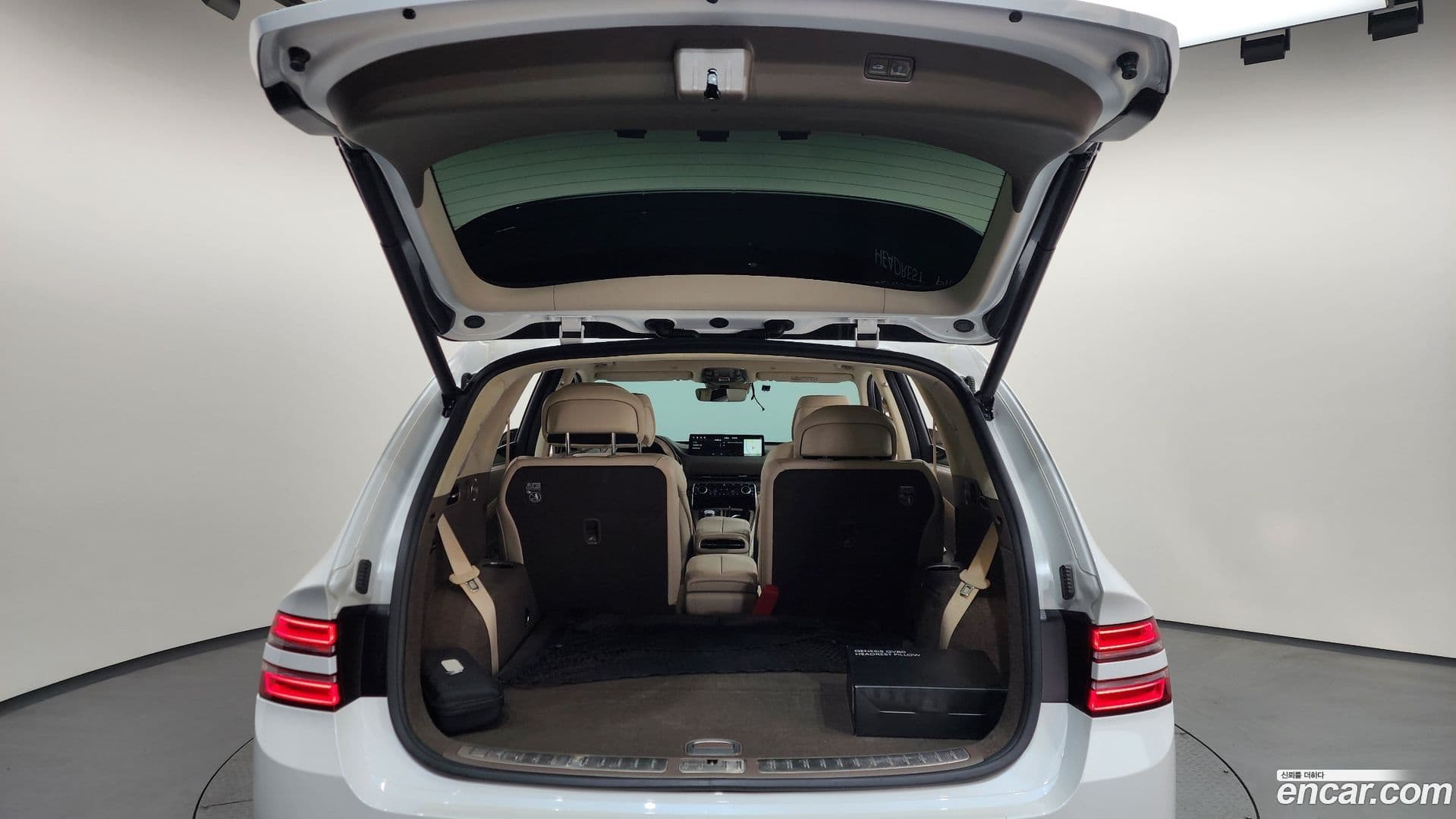 Main__Slider__Photo:GV80 Genesis 2023.1-19