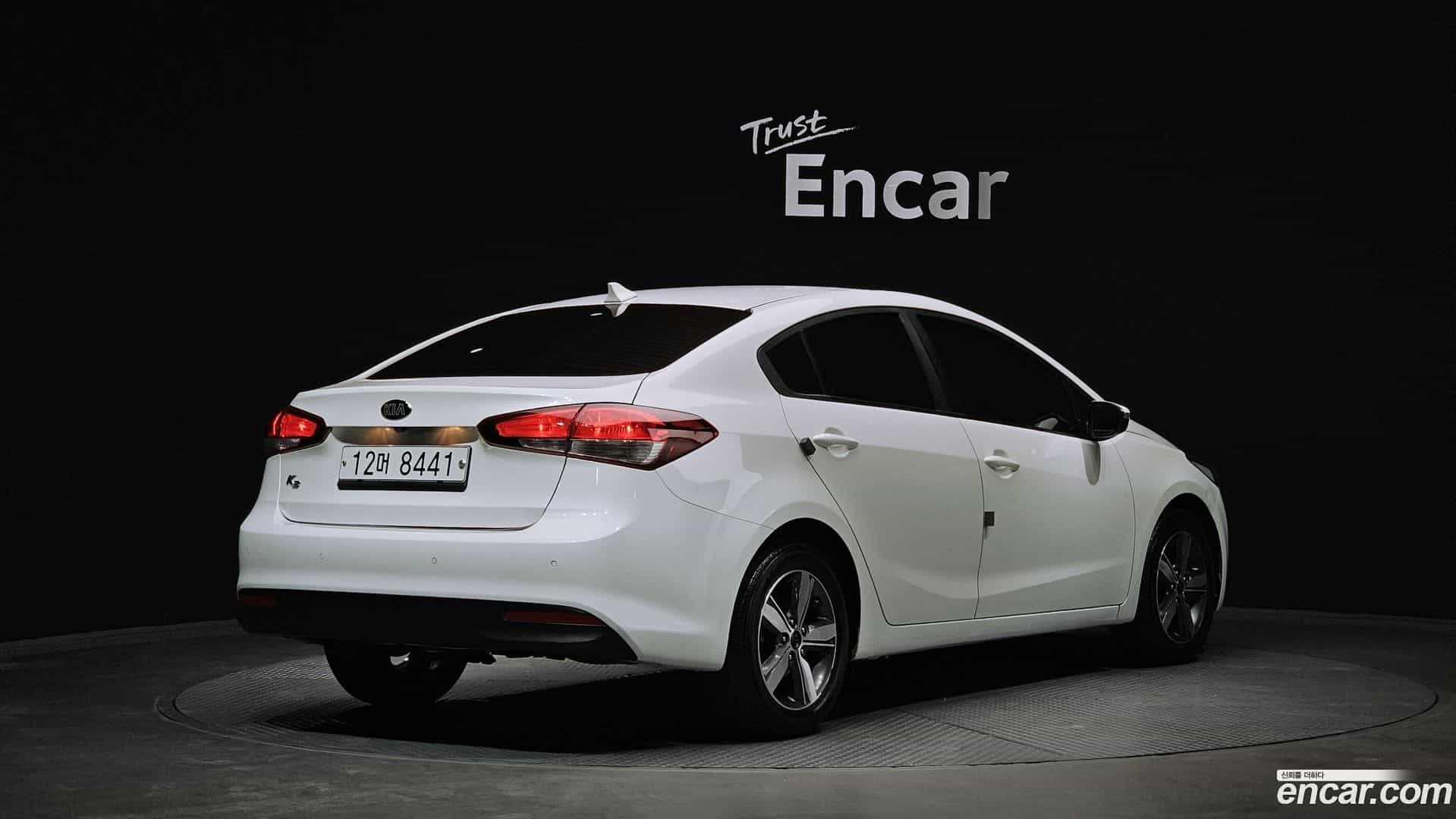 K3 Kia 2018.0-OUTER-002