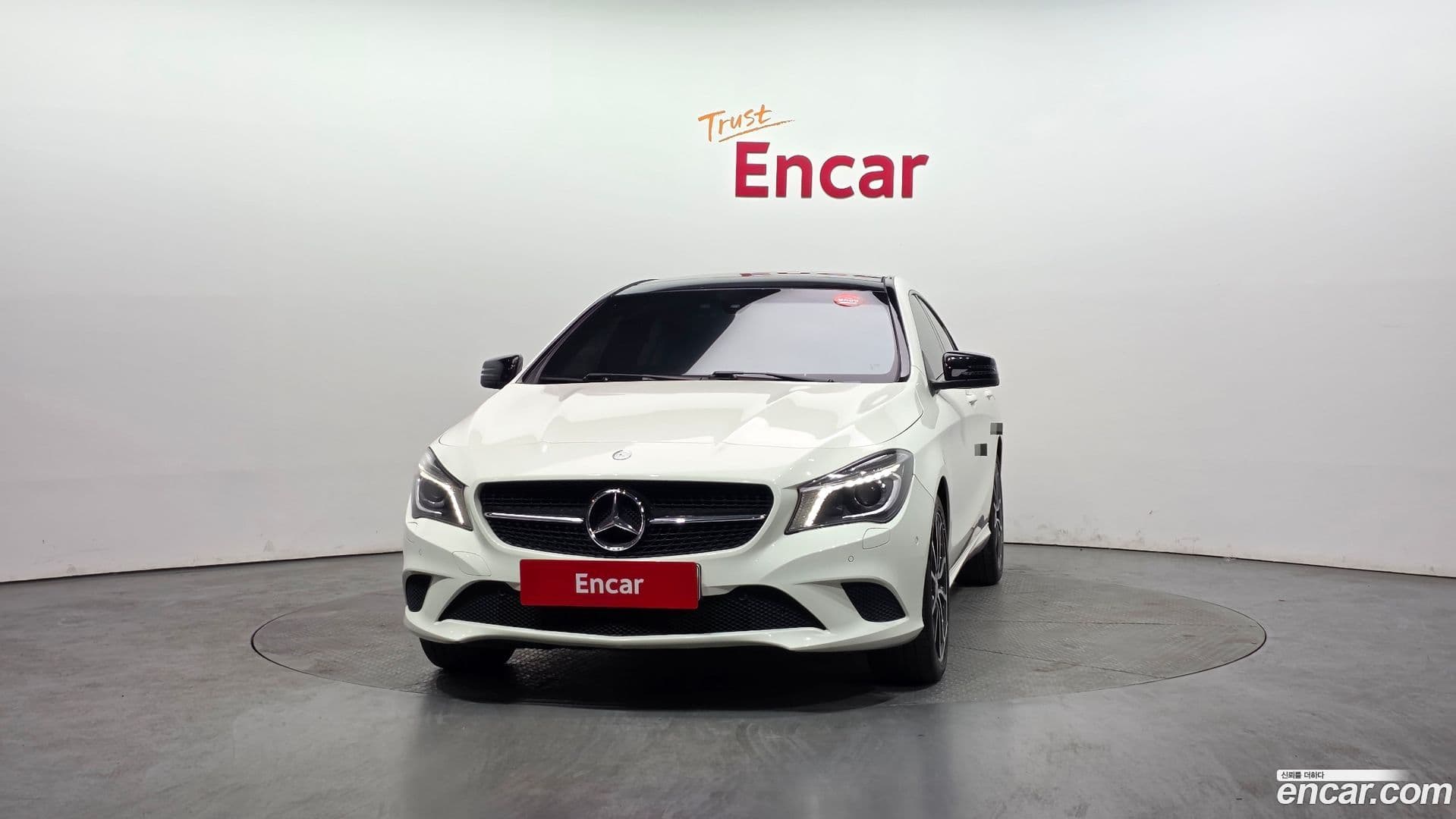Main__Slider__Photo:CLA-Class Mercedes-Benz 2015.5-2