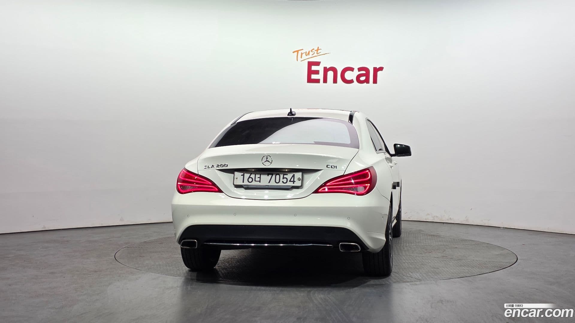 Main__Slider__Photo:CLA-Class Mercedes-Benz 2015.5-3