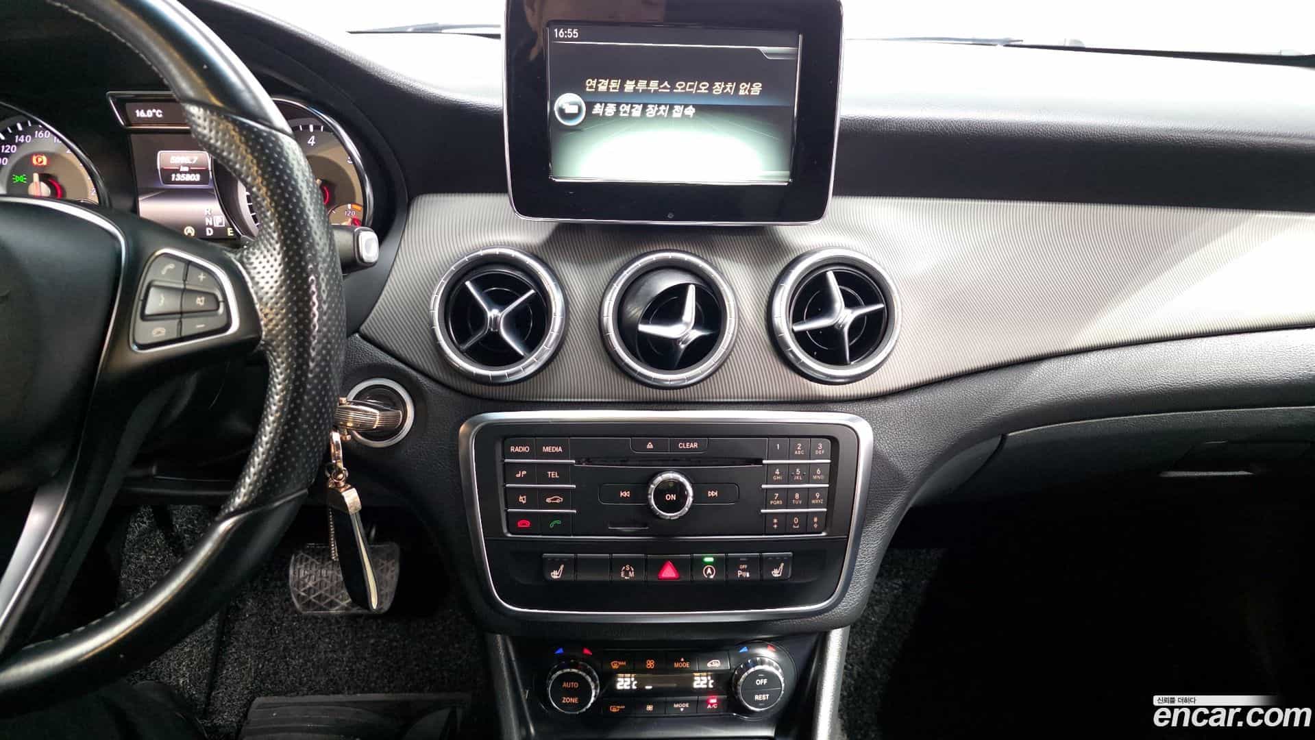 CLA-Class Mercedes-Benz 2015.5-OPTION-018