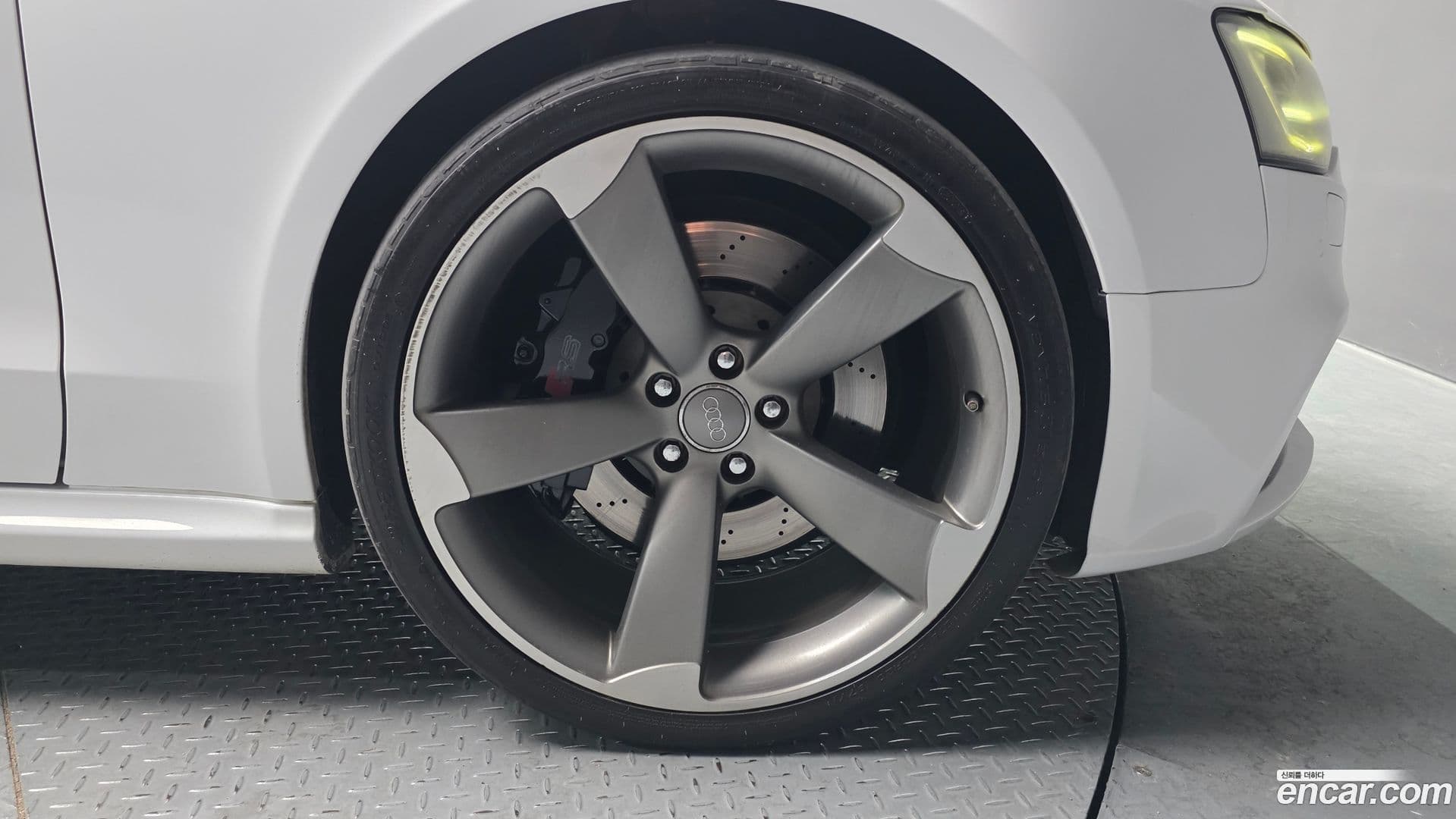 Main__Slider__Photo:RS5 Audi 2013.0-4