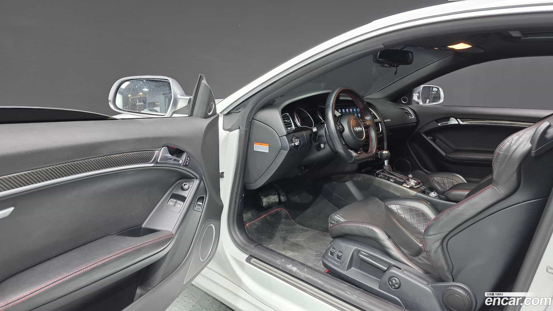 RS5 Audi 2013.0-INNER-010