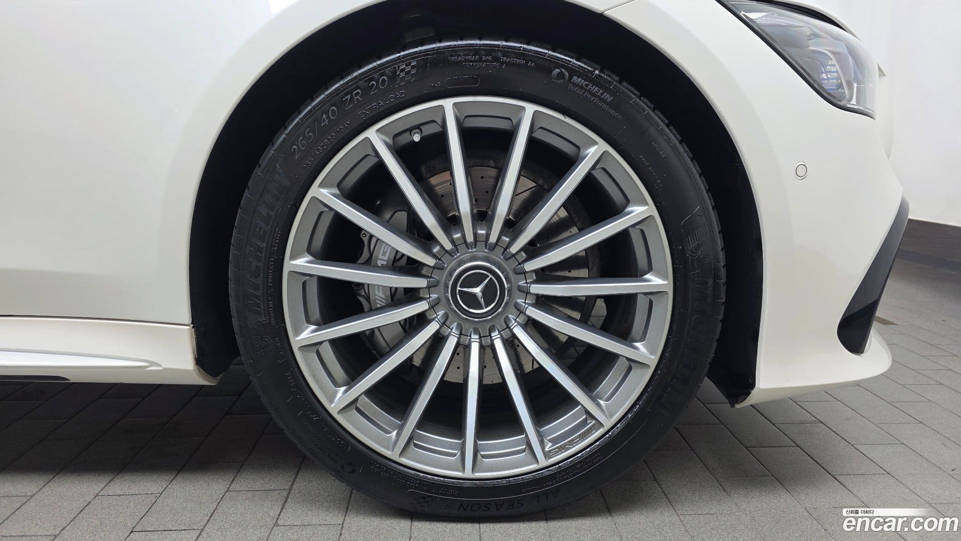 Main__Slider__Photo:AMG GT Mercedes-Benz 2021.3-4