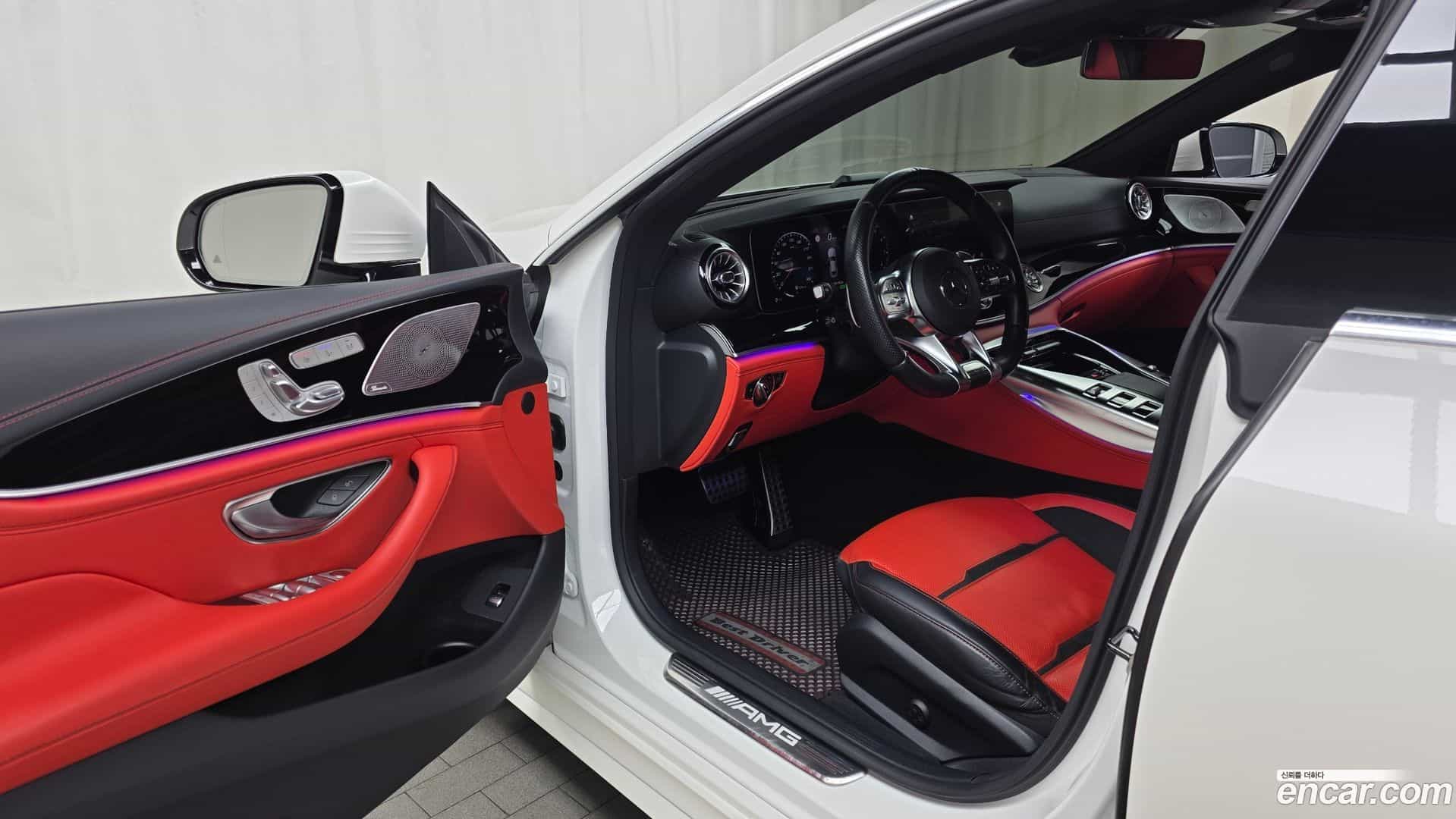 AMG GT Mercedes-Benz 2021.3-INNER-010