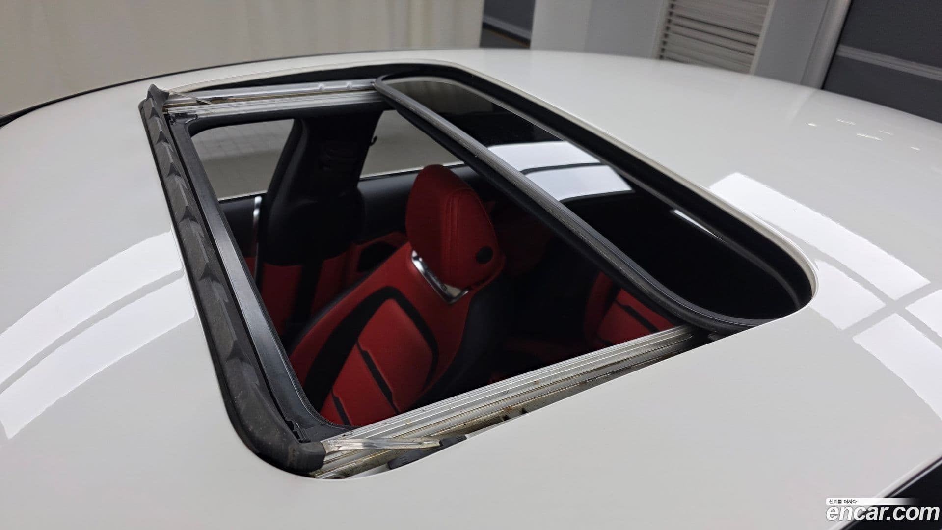 Main__Slider__Photo:AMG GT Mercedes-Benz 2021.3-18