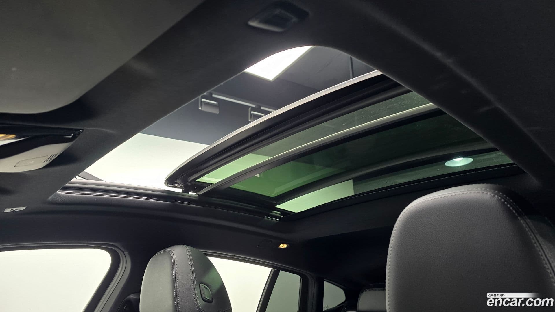 Main__Slider__Photo:X4 BMW 2023.0-16