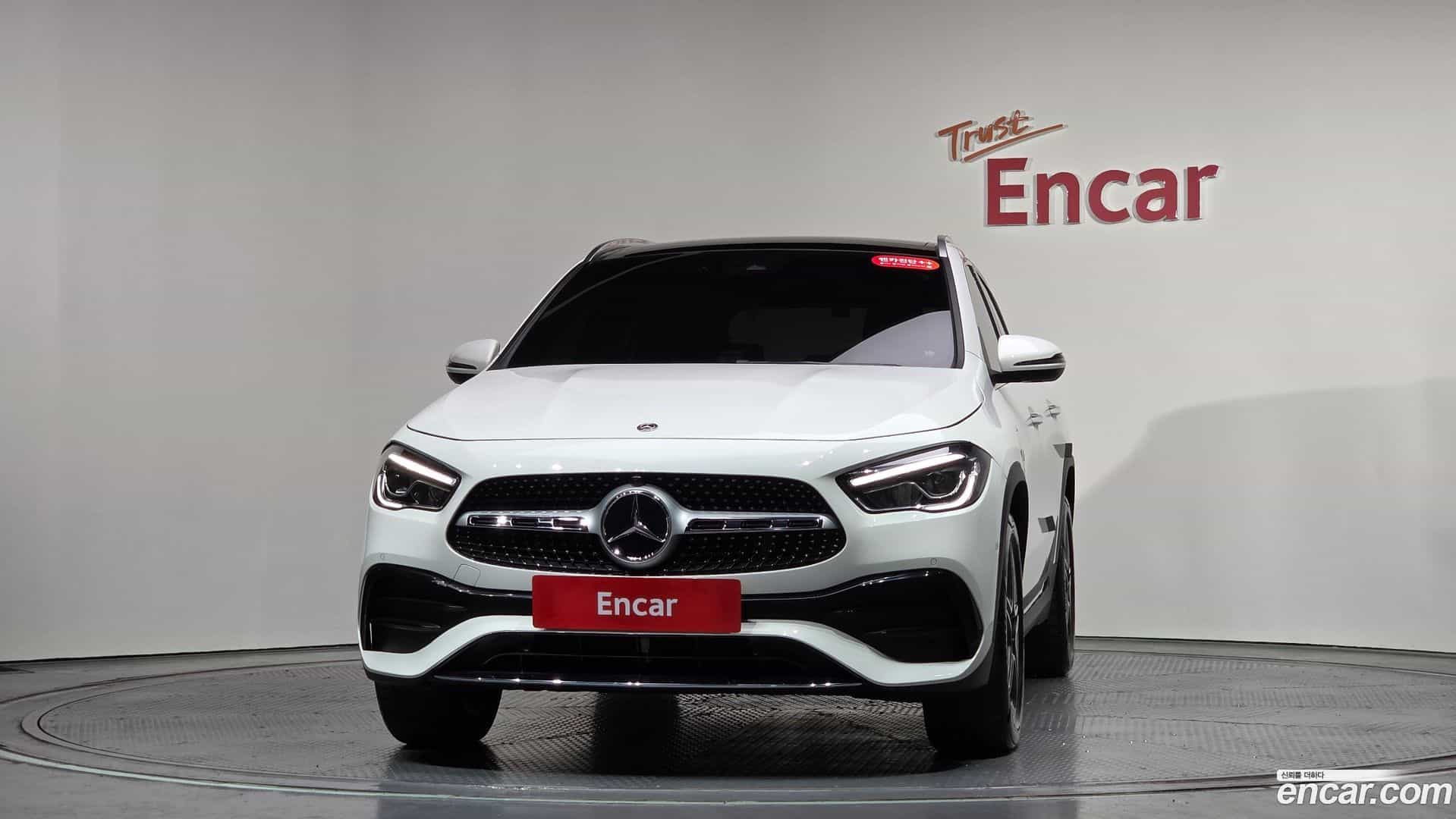 GLA-Class Mercedes-Benz 2020.9-OUTER-003