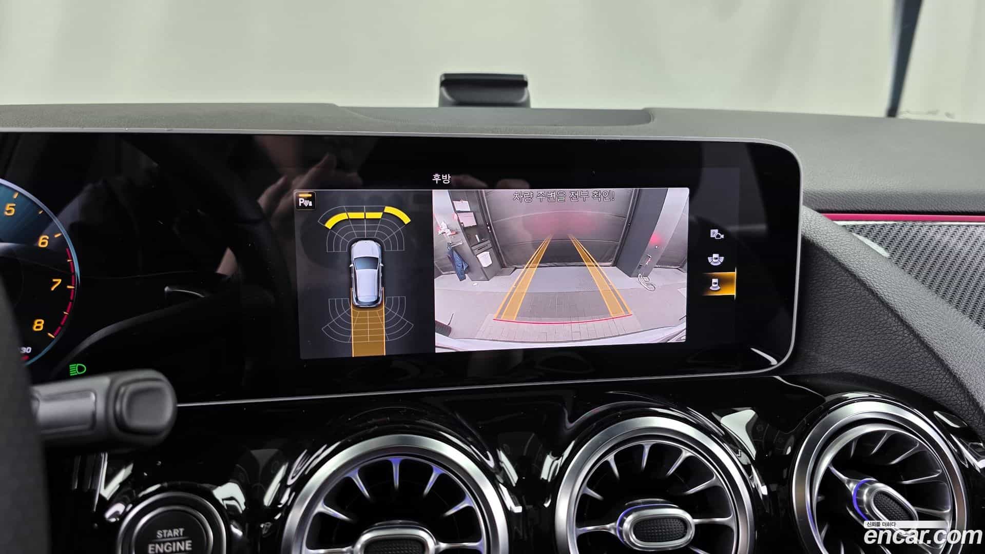 GLA-Class Mercedes-Benz 2020.9-OPTION-019