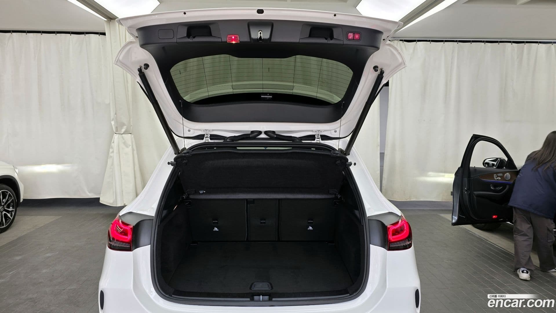 Main__Slider__Photo:GLA-Class Mercedes-Benz 2020.9-19