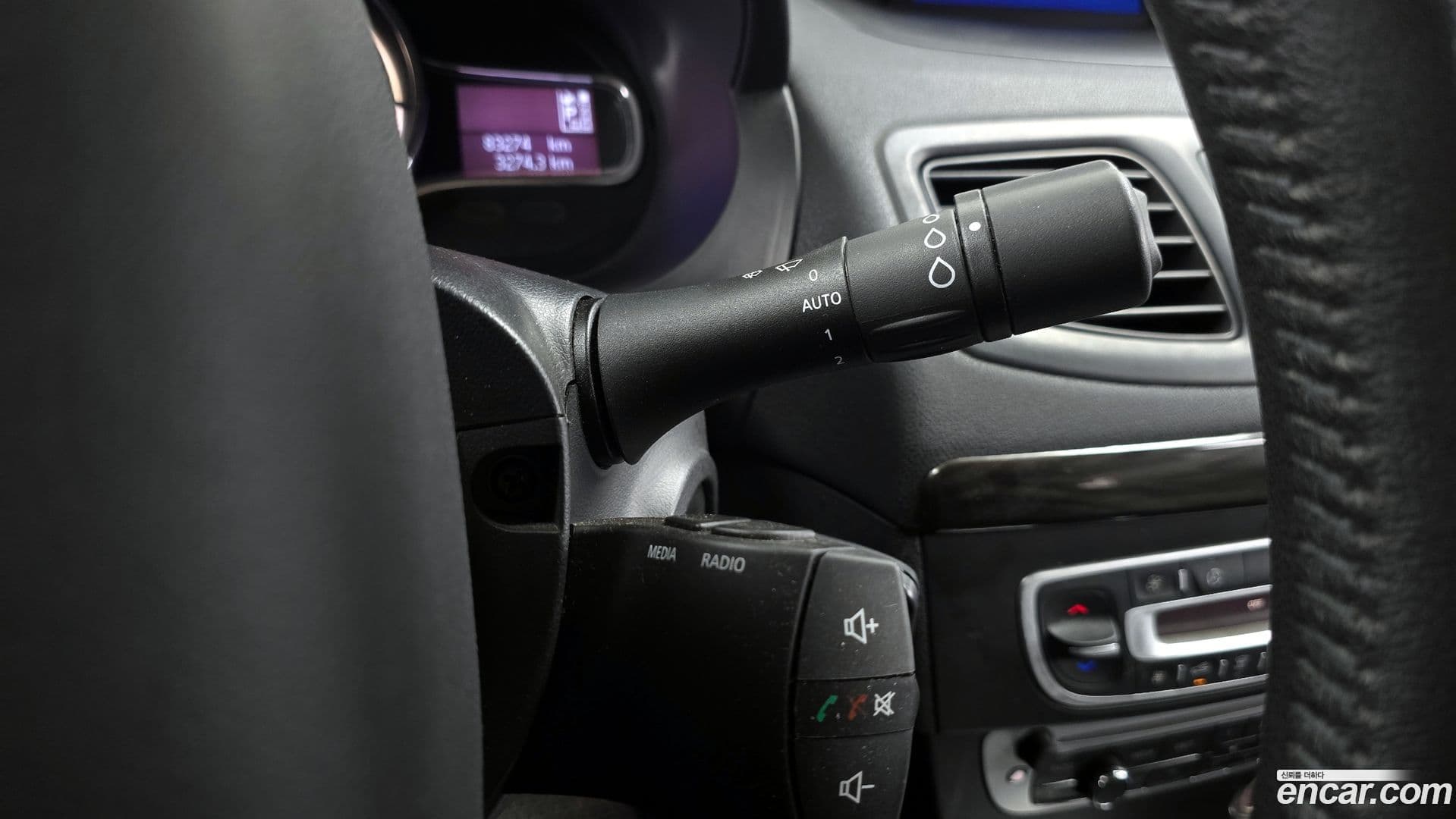 Main__Slider__Photo:SM3 Renault-KoreaSamsung 2013.2-16