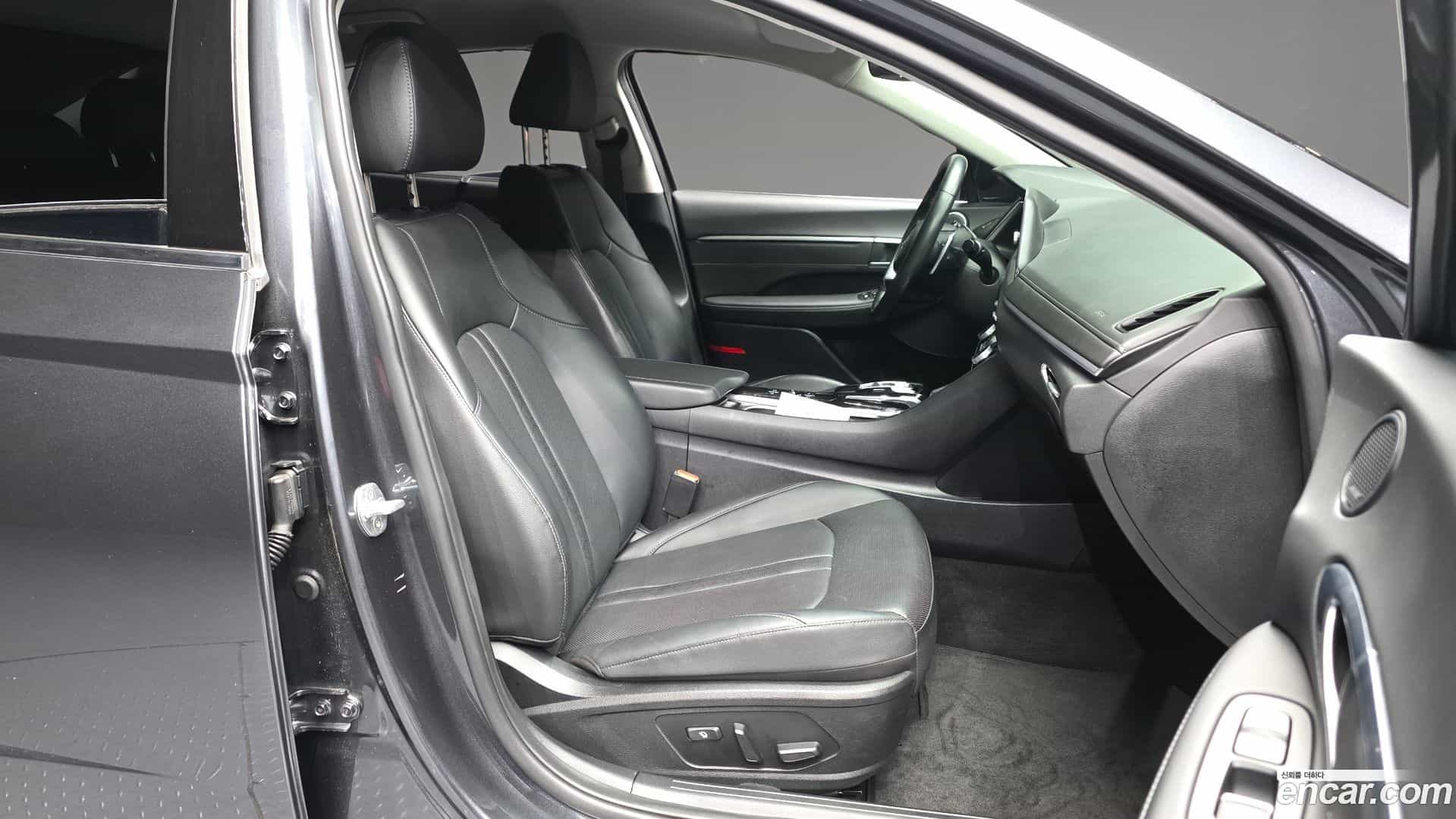 Sonata Hyundai 2021.11-OPTION-015