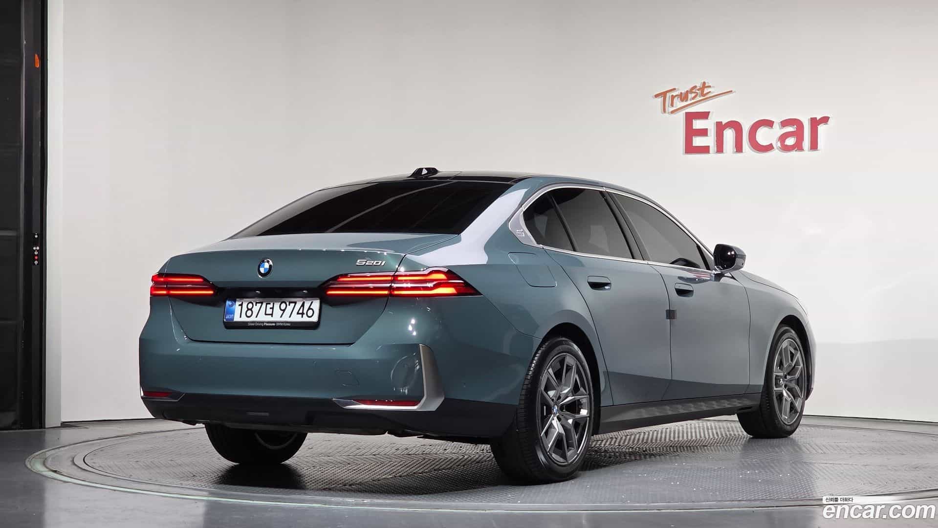 5-Series BMW 2025.3-OUTER-002