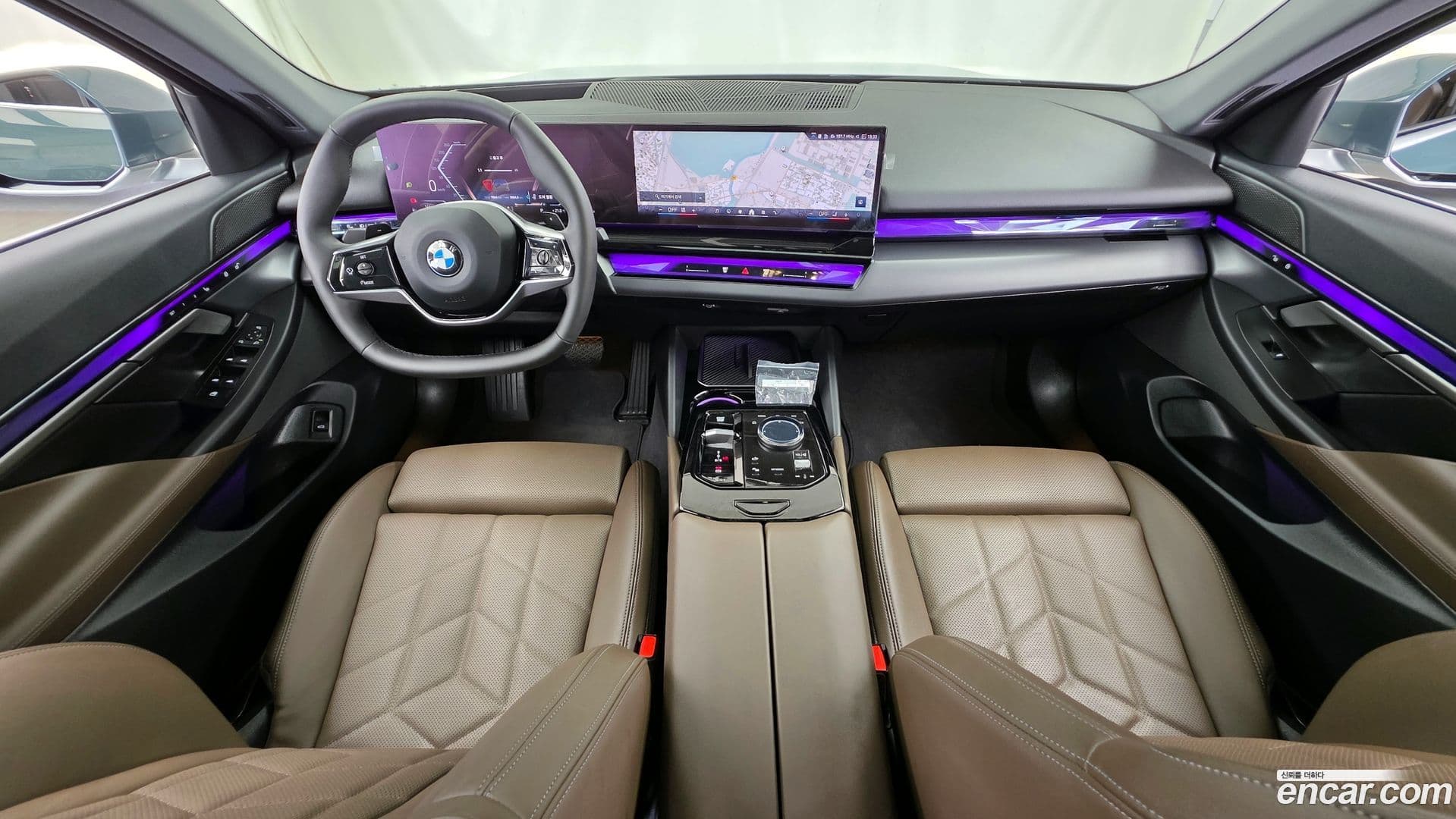 Main__Slider__Photo:5-Series BMW 2025.3-6