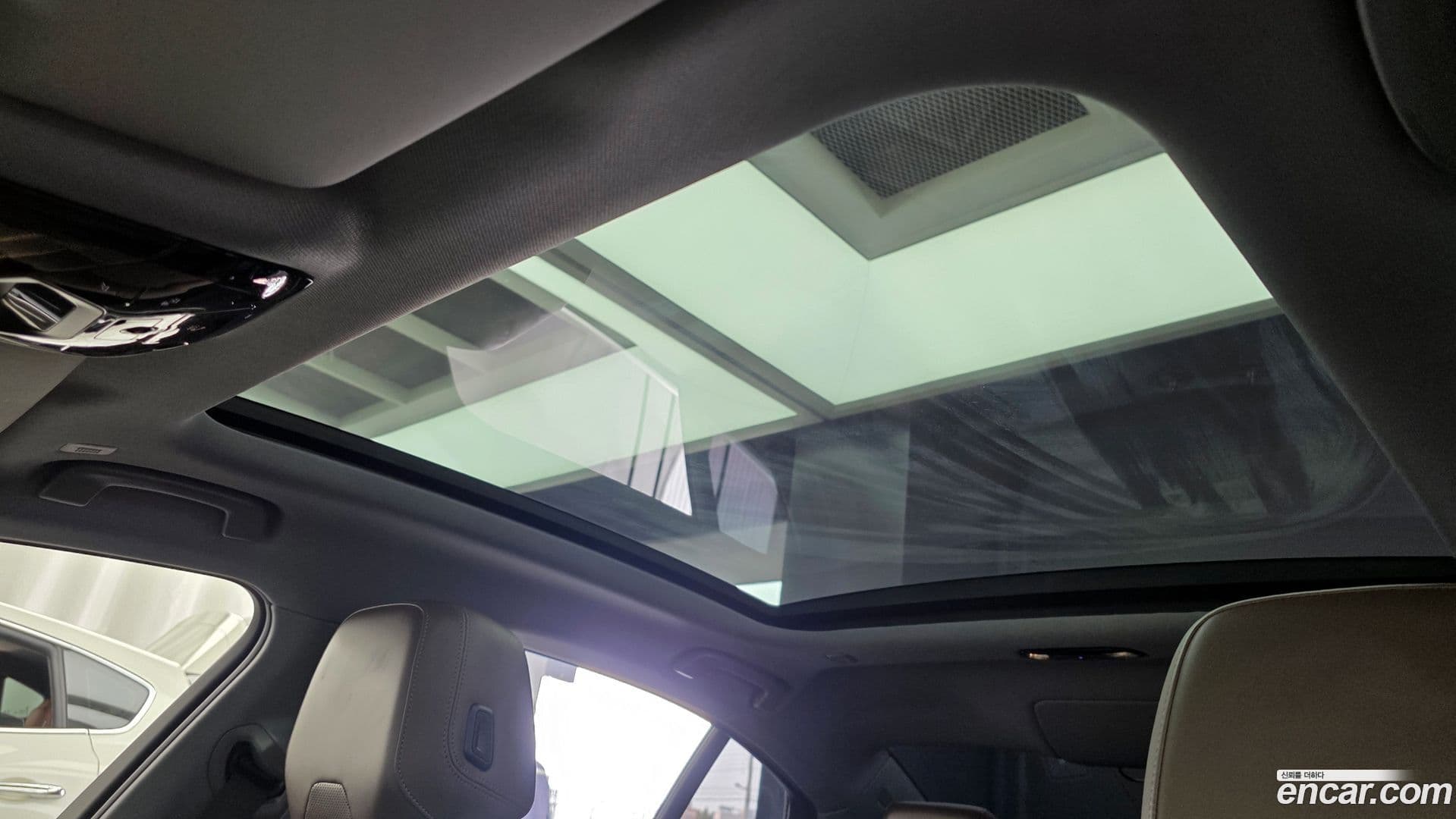 Main__Slider__Photo:5-Series BMW 2025.3-17