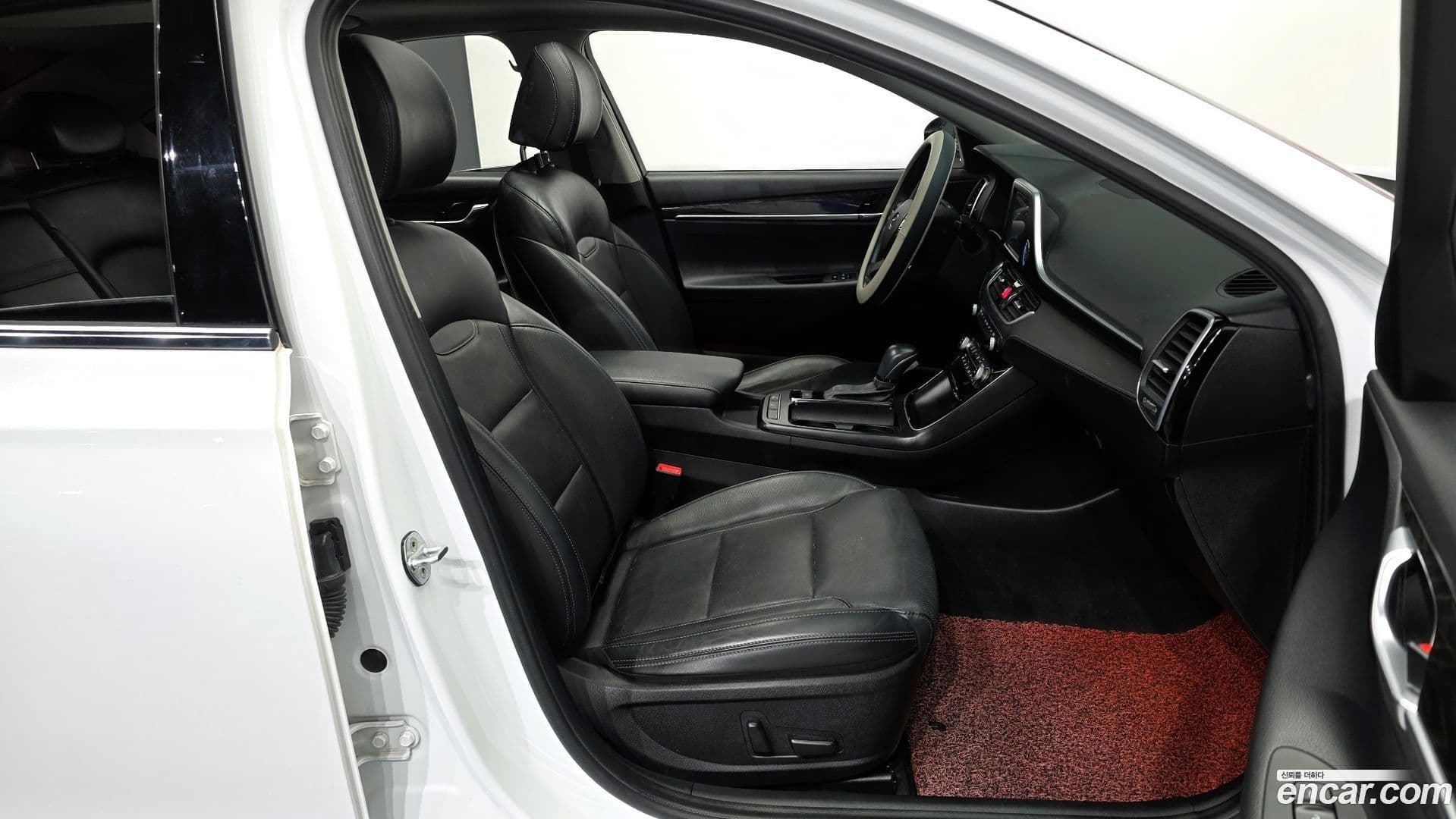 Main__Slider__Photo:Grandeur Hyundai 2018.1-10