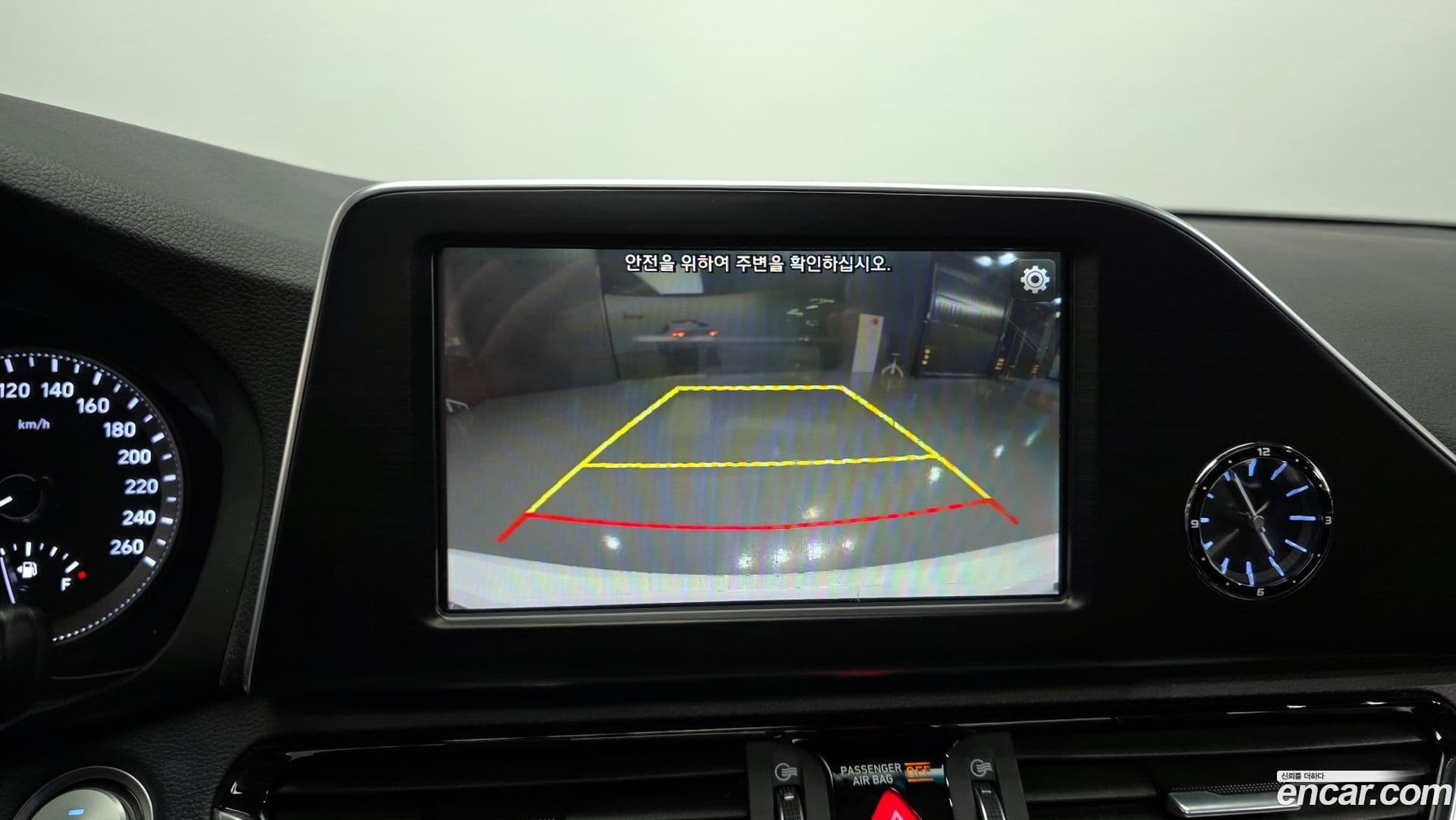 Main__Slider__Photo:Grandeur Hyundai 2018.1-14