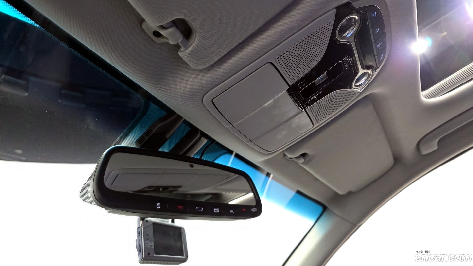 Main__Slider__Photo:Grandeur Hyundai 2018.1-17