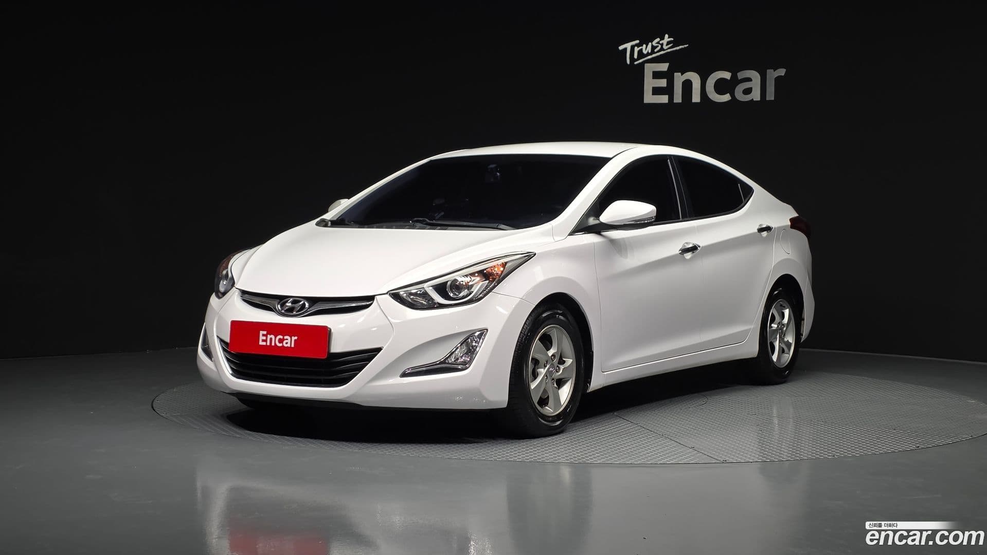 Main__Slider__Photo:AVANTE Hyundai 2014.10-0