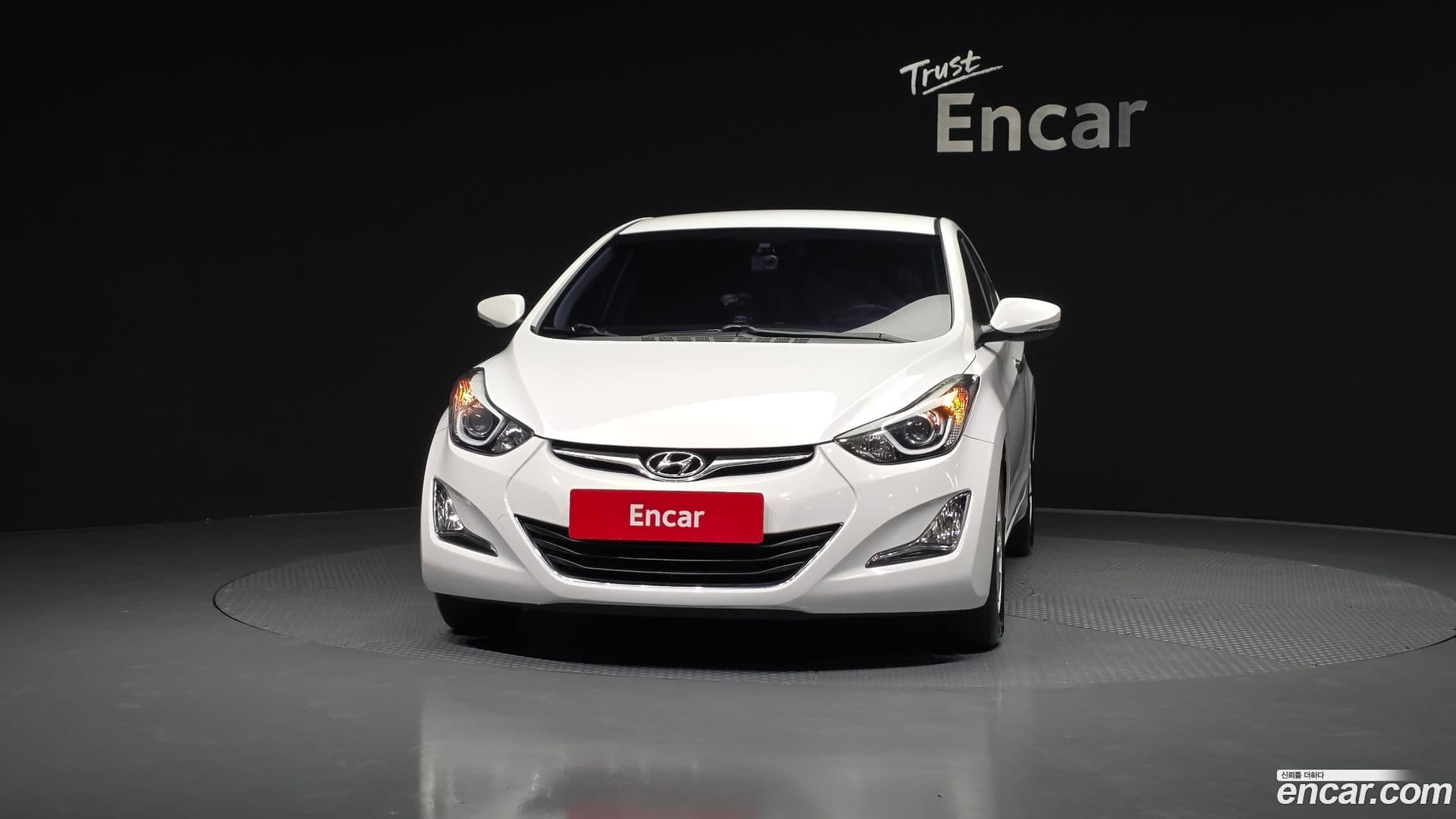 Main__Slider__Photo:AVANTE Hyundai 2014.10-2