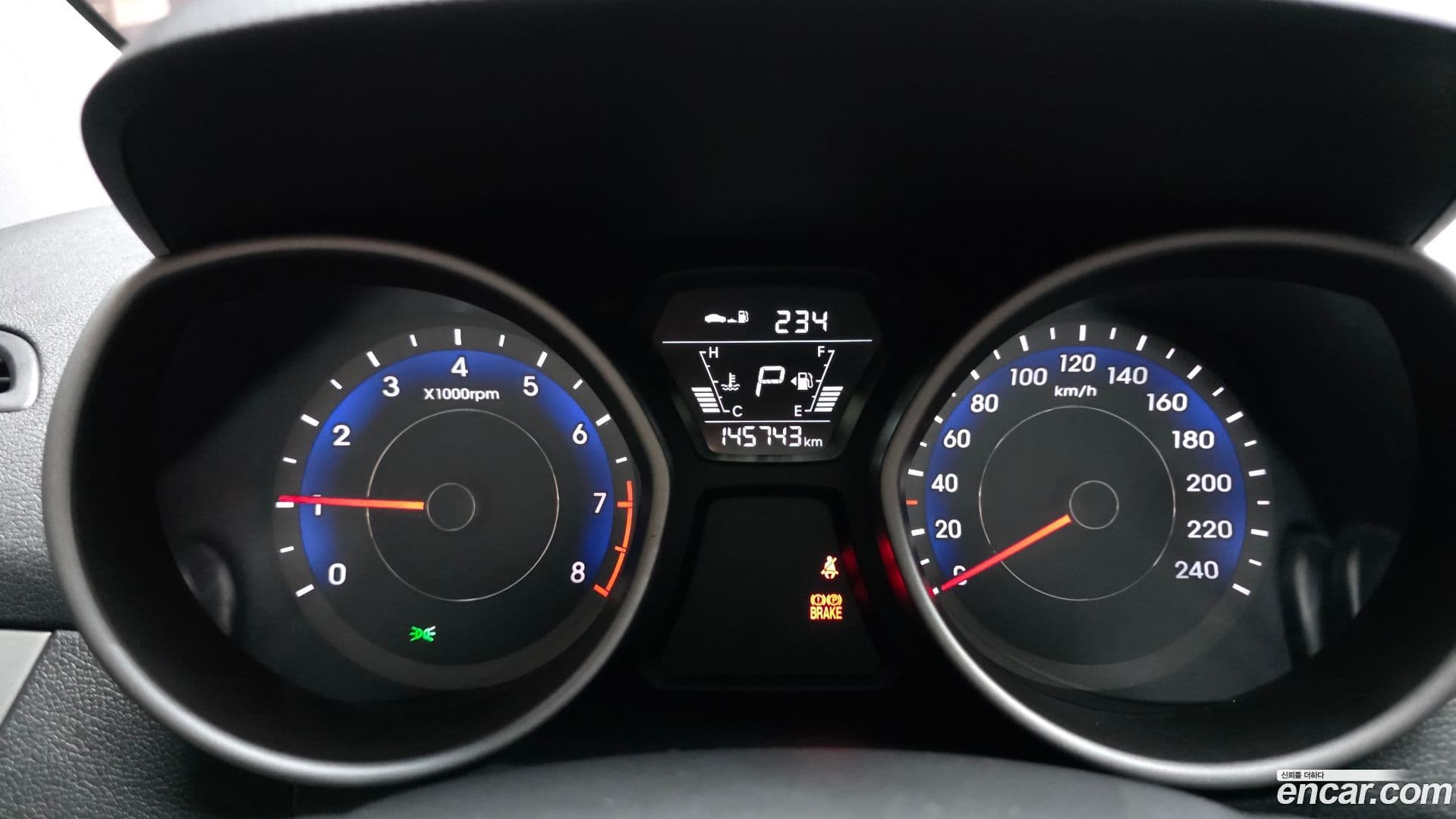 Main__Slider__Photo:AVANTE Hyundai 2014.10-7