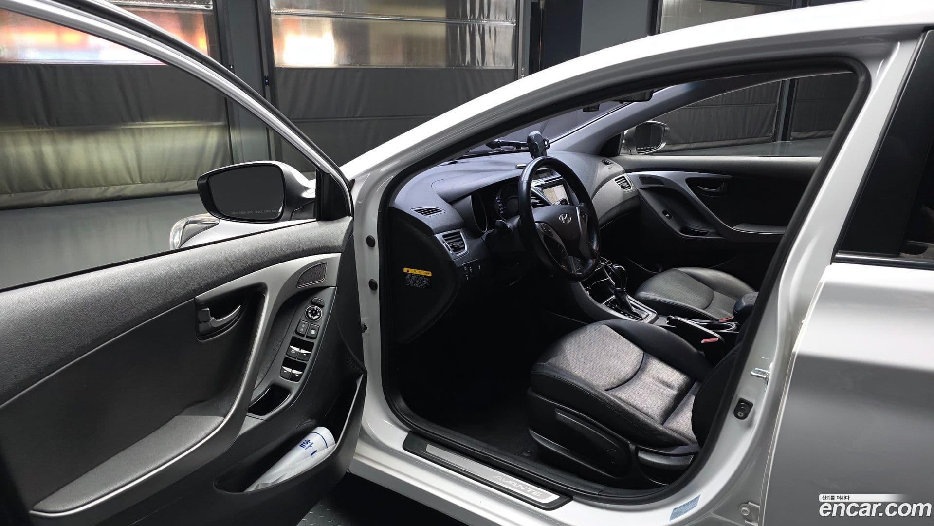 Main__Slider__Photo:AVANTE Hyundai 2014.10-9