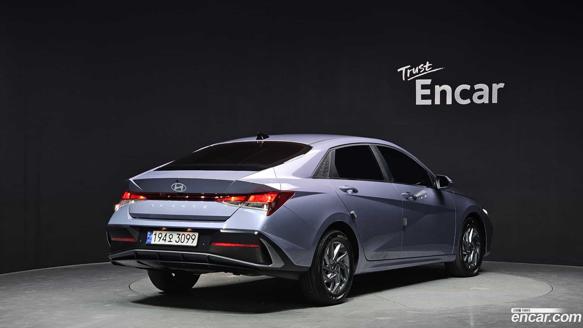 AVANTE Hyundai 2024.0-OUTER-002