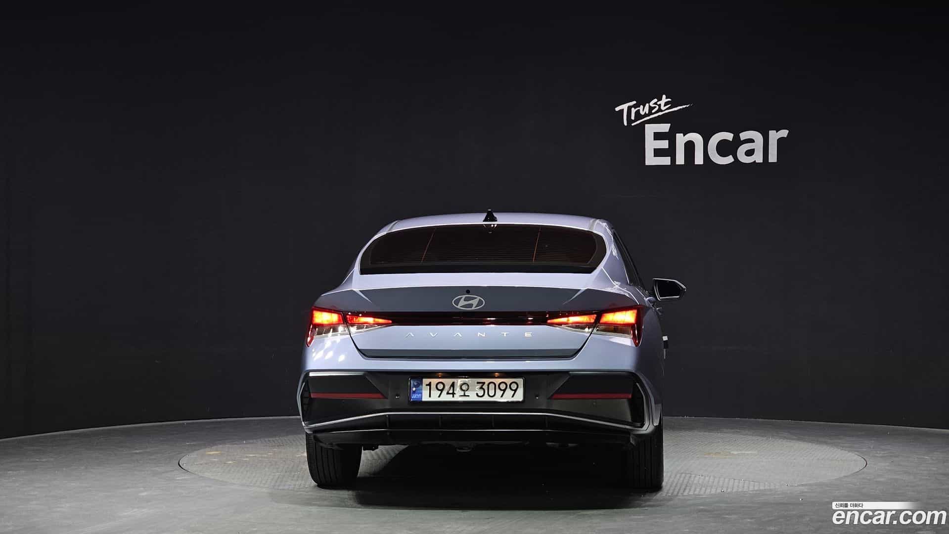 AVANTE Hyundai 2024.0-OUTER-004