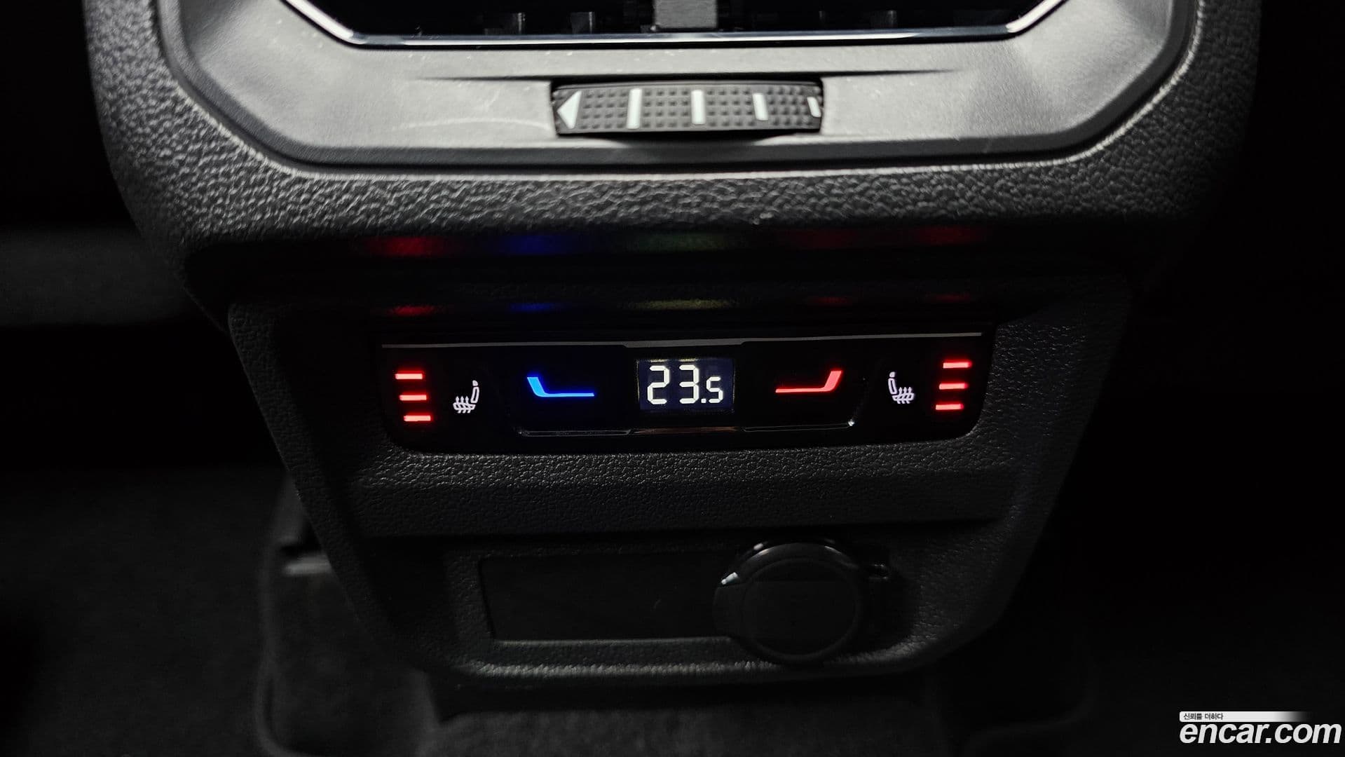 Main__Slider__Photo:Tiguan Volkswagen 2022.10-16