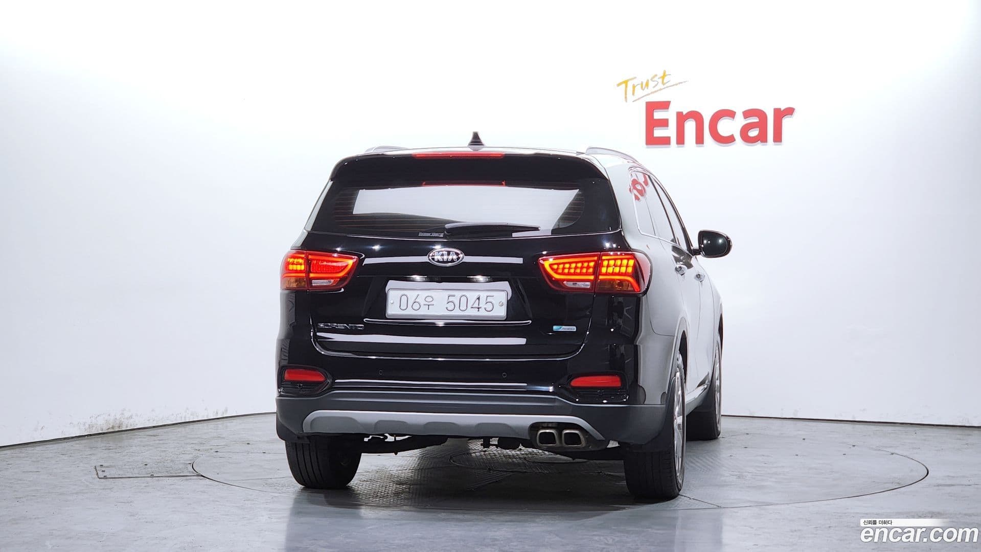 Main__Slider__Photo:Sorento Kia 2018.0-3