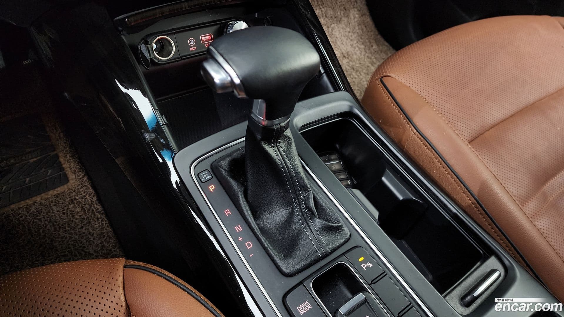 Main__Slider__Photo:Sorento Kia 2018.0-8