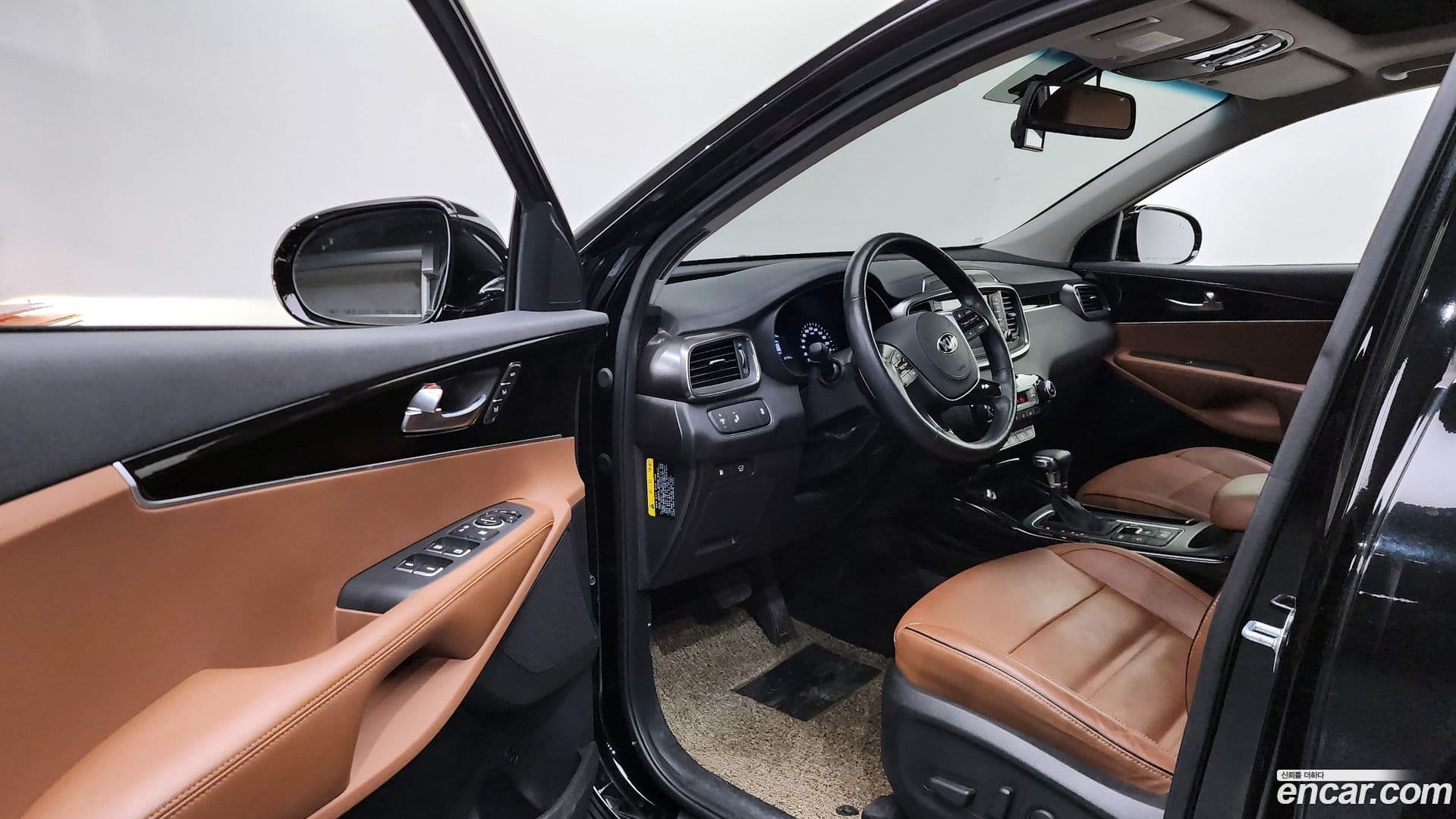 Main__Slider__Photo:Sorento Kia 2018.0-9