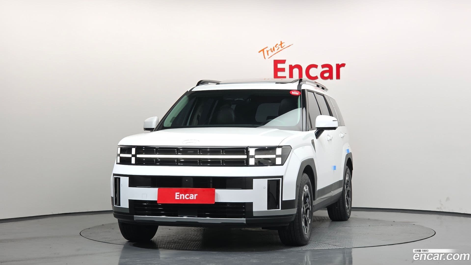 Main__Slider__Photo:Santafe Hyundai 2024.1-2