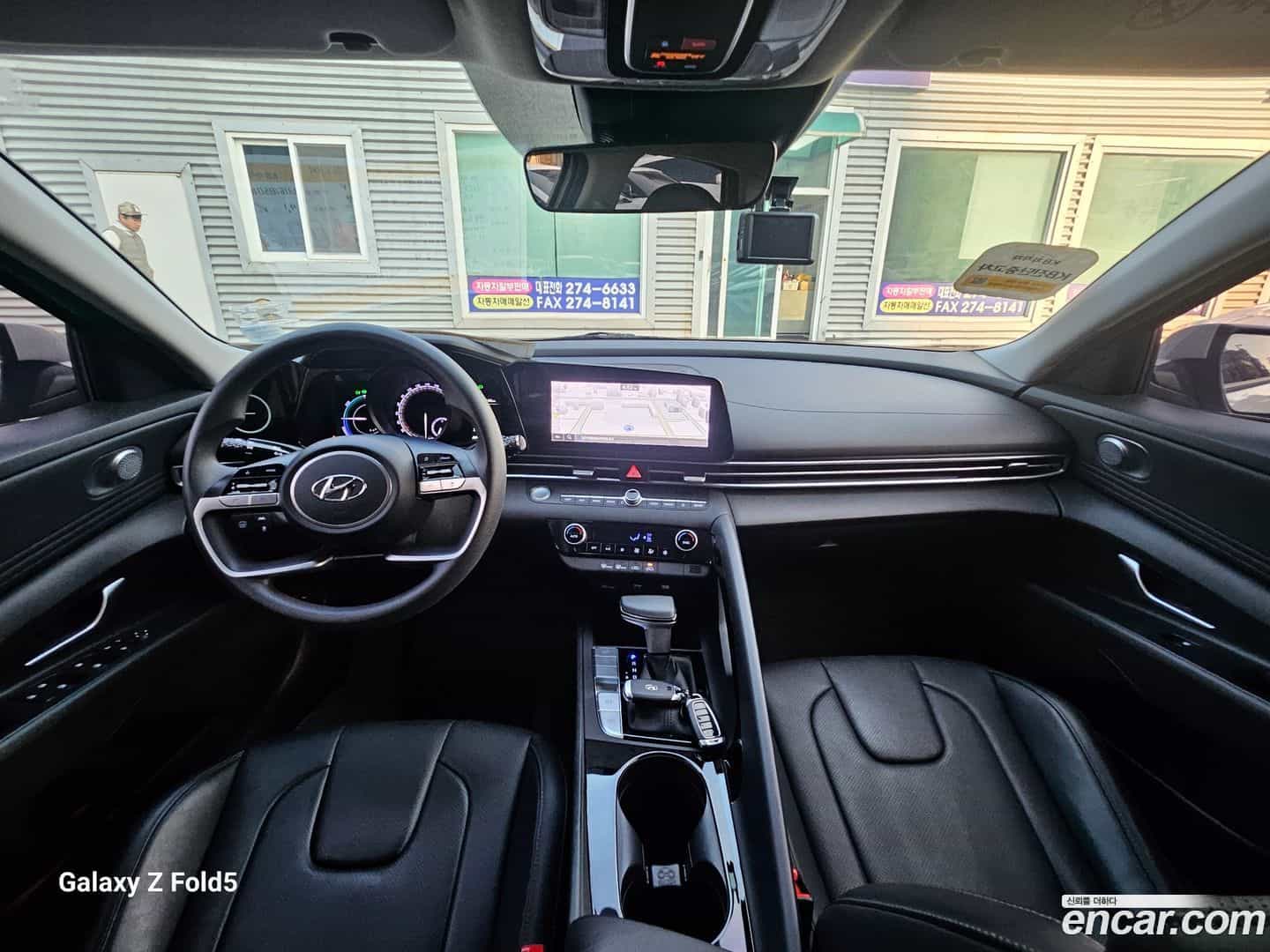 AVANTE Hyundai 2022.9-OPTION-023