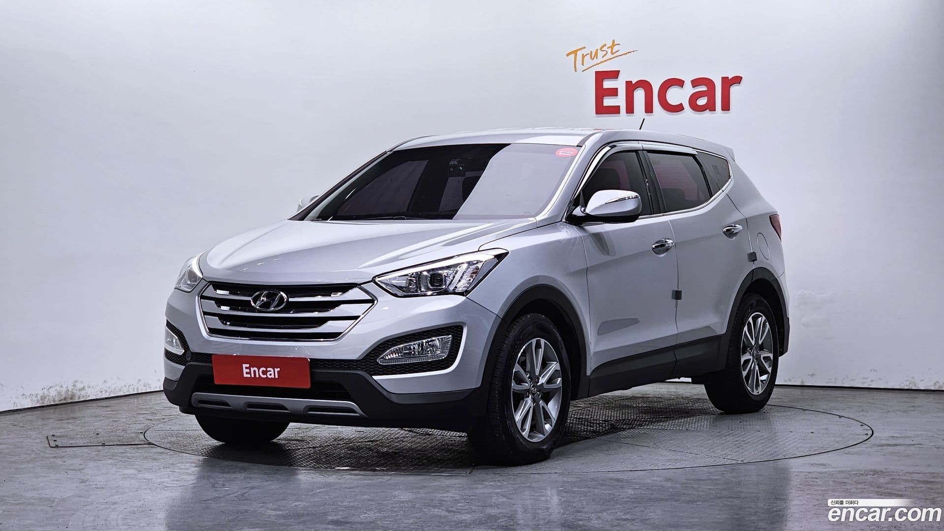 Main__Slider__Photo:Santafe Hyundai 2013.10-0