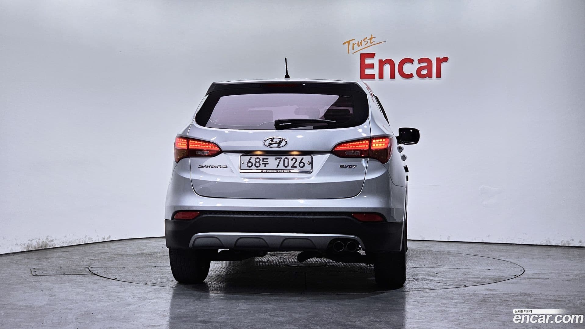 Main__Slider__Photo:Santafe Hyundai 2013.10-3