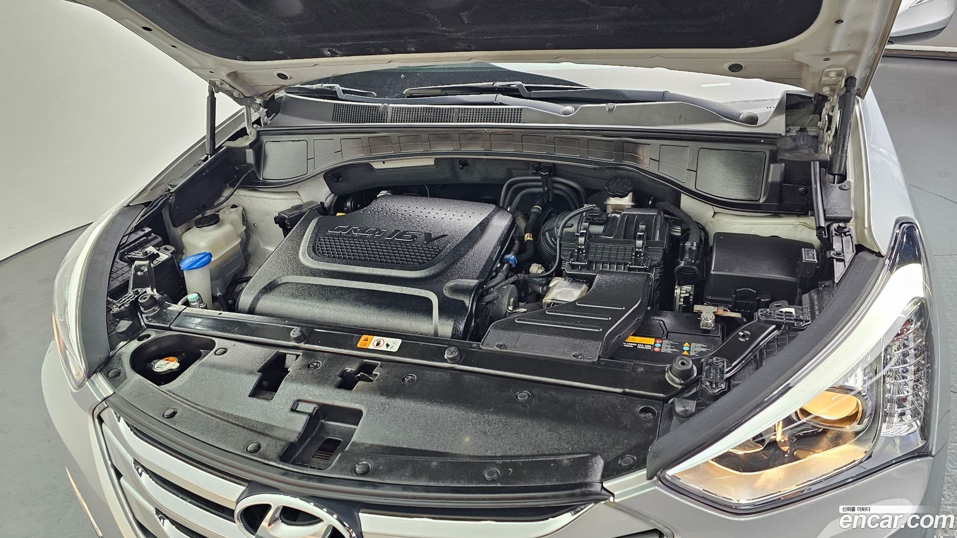 Main__Slider__Photo:Santafe Hyundai 2013.10-5