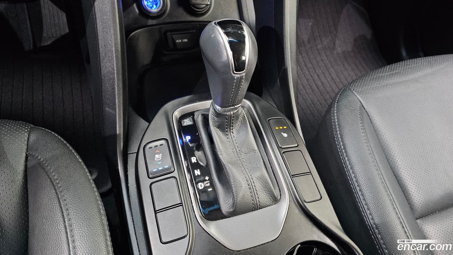 Main__Slider__Photo:Santafe Hyundai 2013.10-8