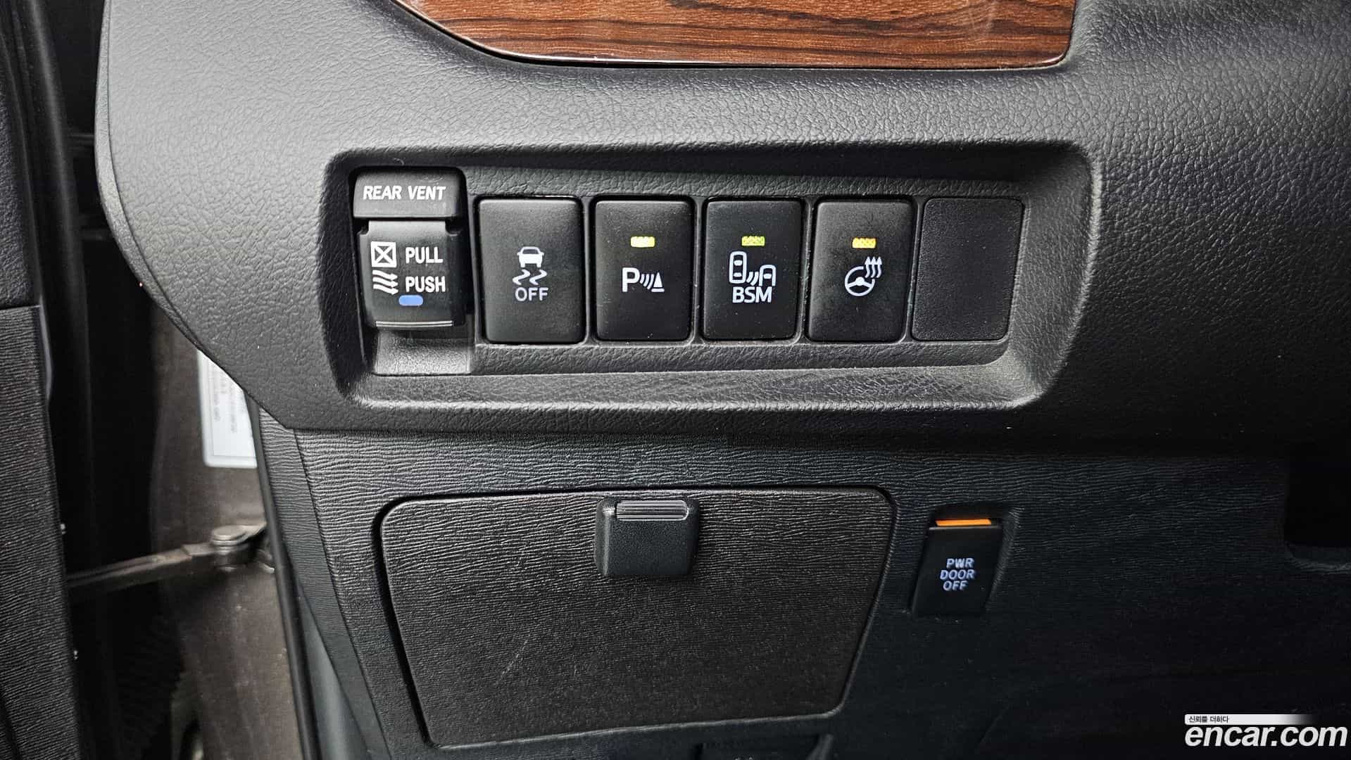 Sienna Toyota 2015.6-OPTION-020